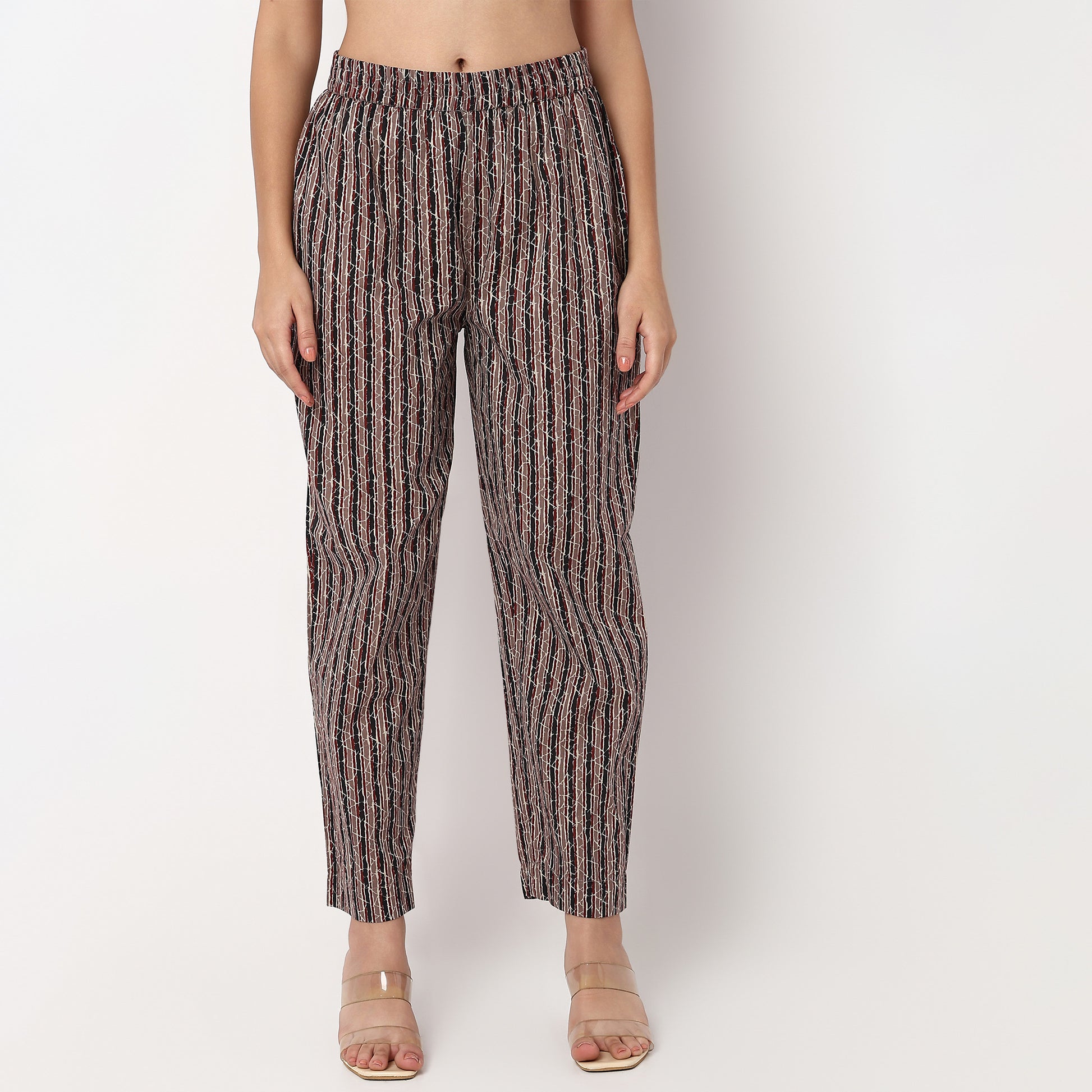 Floral Print V-Neck Straight Sleeveless Kurta With Pant Set