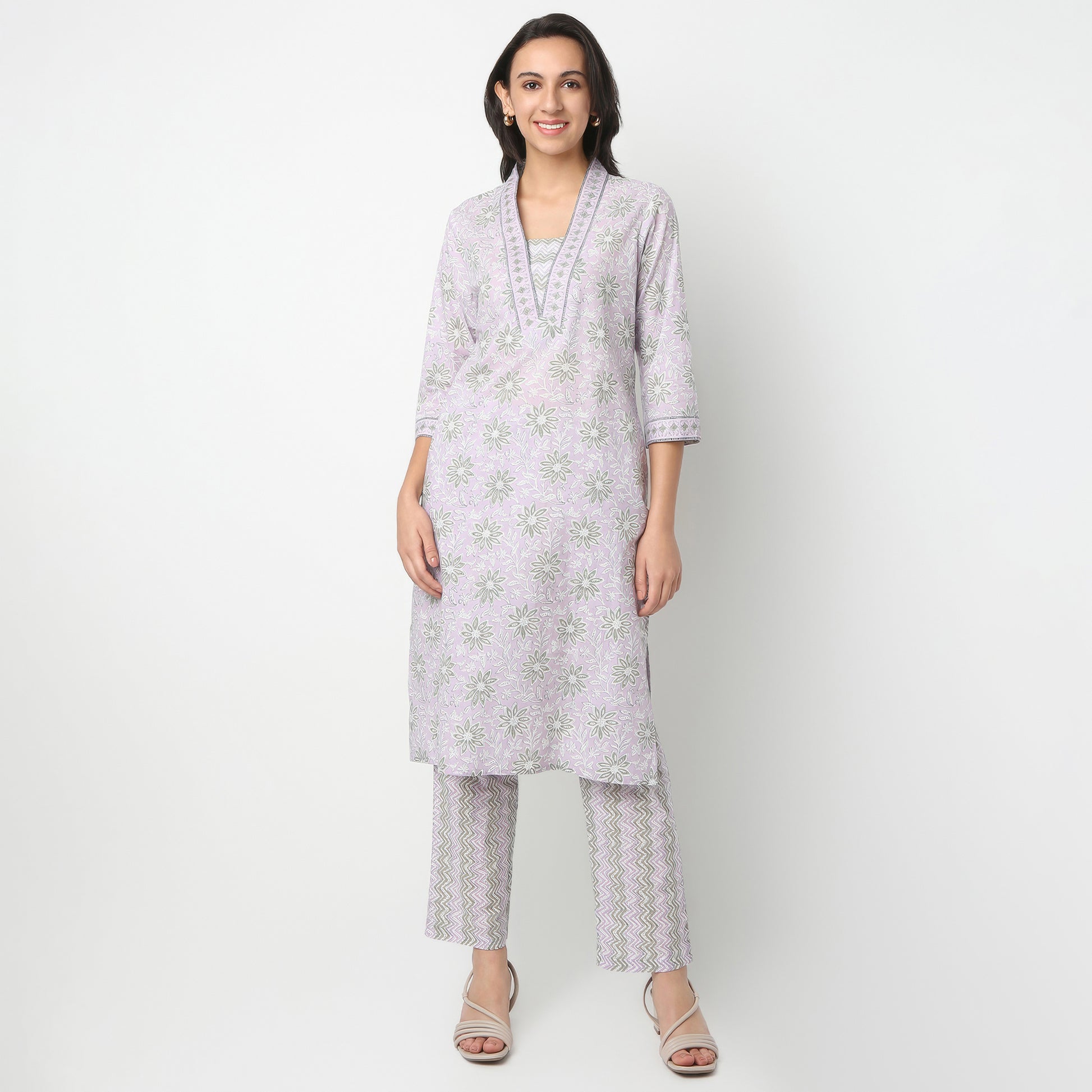 Buy Women Straight Fit Printed Three-Fourth Sleeve Kurta with Pant Set  - Style Union