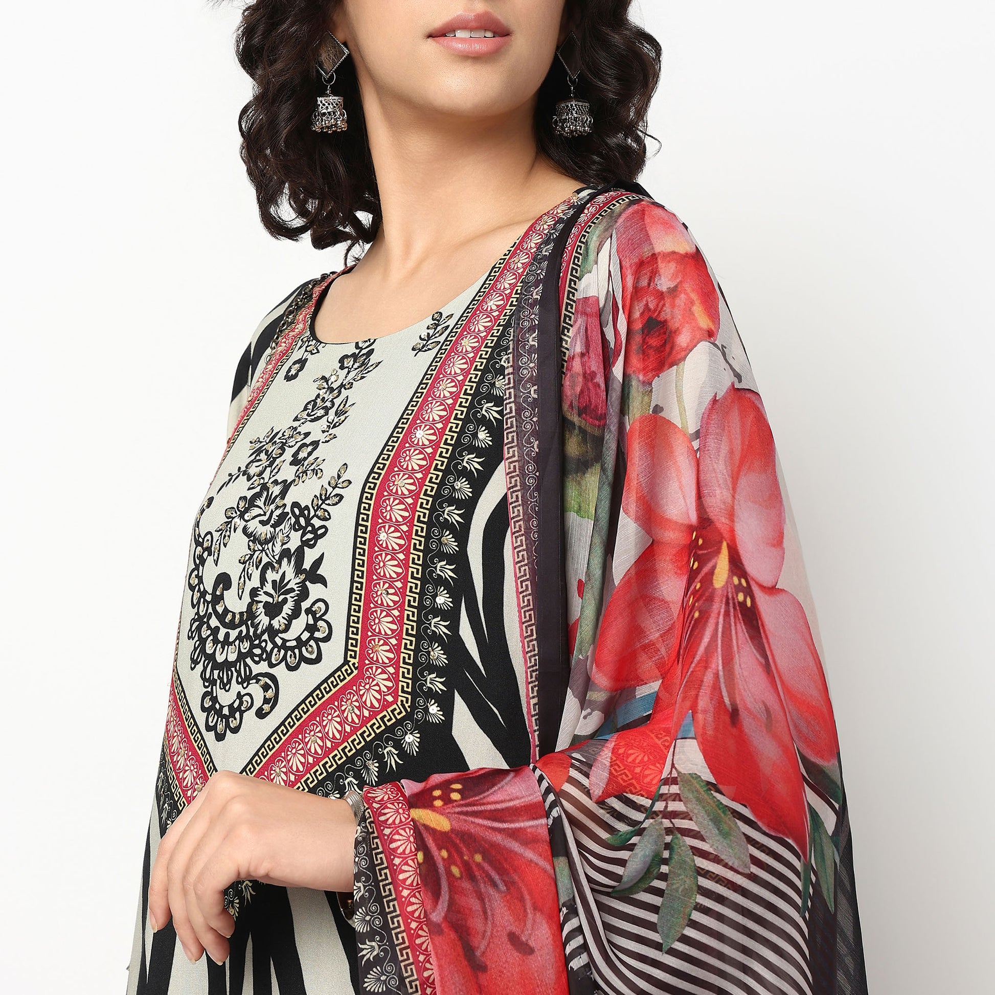 Buy Women Straight Fit Printed Three-Fourth Sleeve Kurta and Pant with Dupatta Set  - Style Union