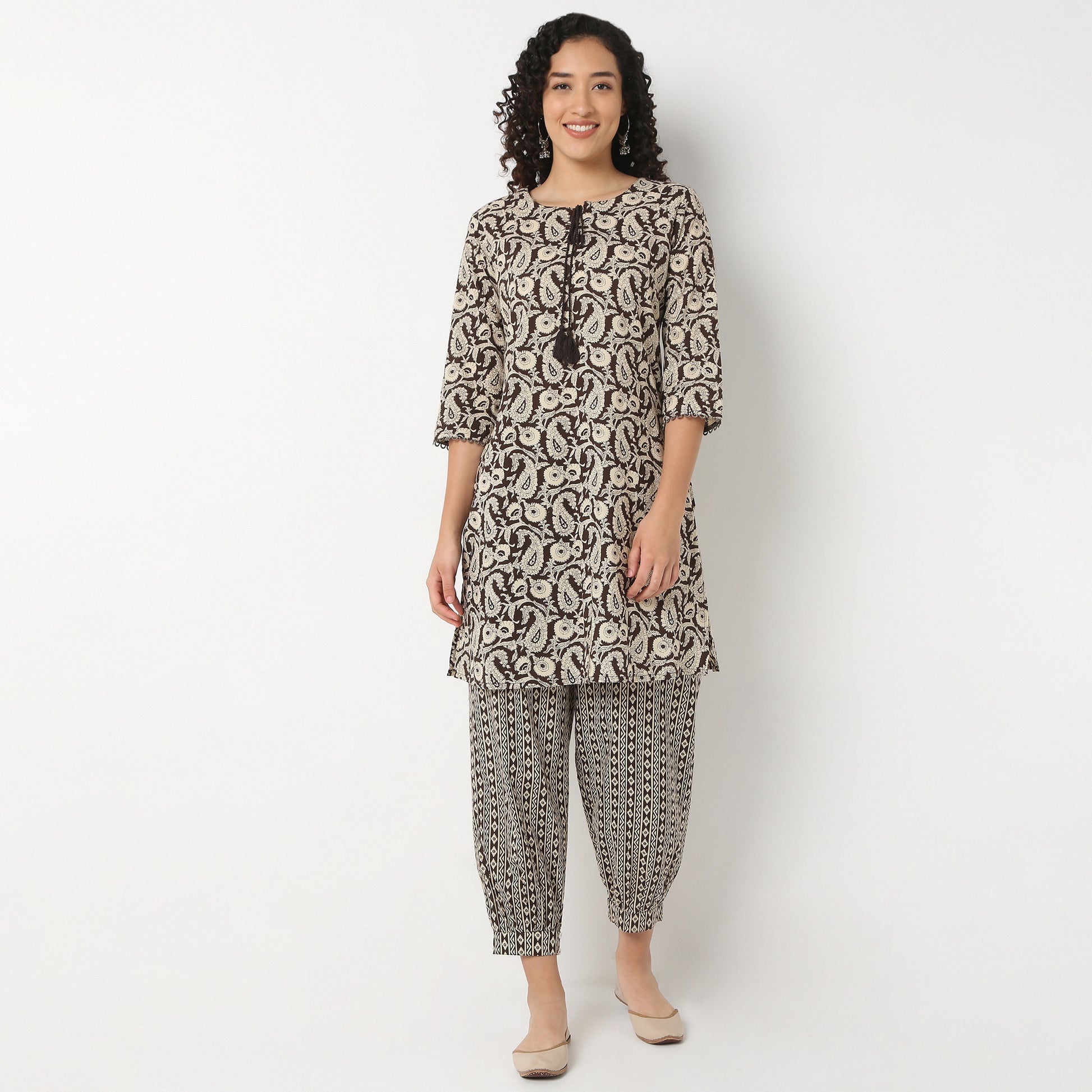 Printed Straight Kurta With Pant Set