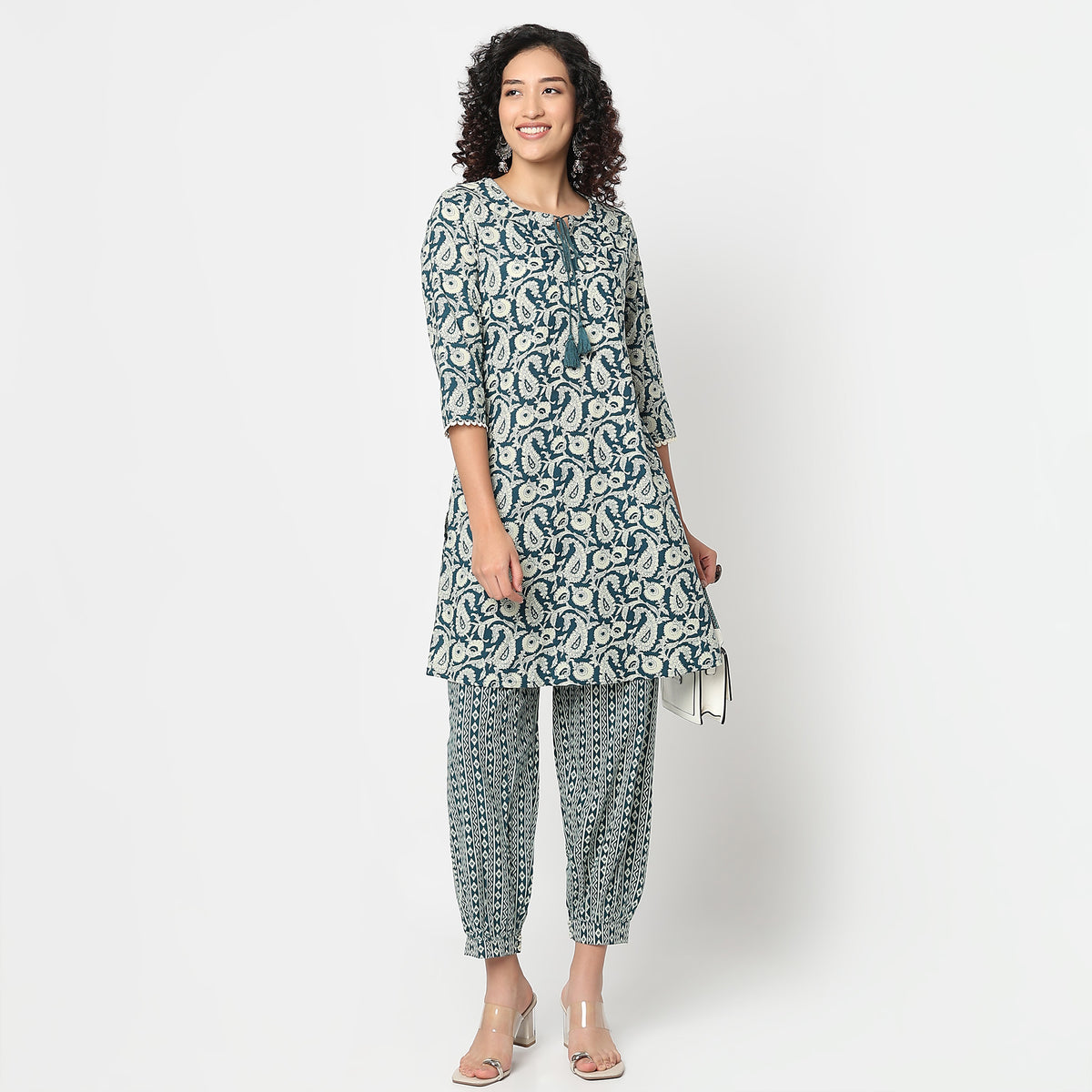 Straight Fit Printed Kurta with Pant Set