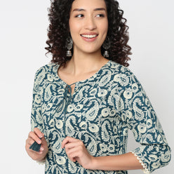 Printed Straight Kurta With Pant Set