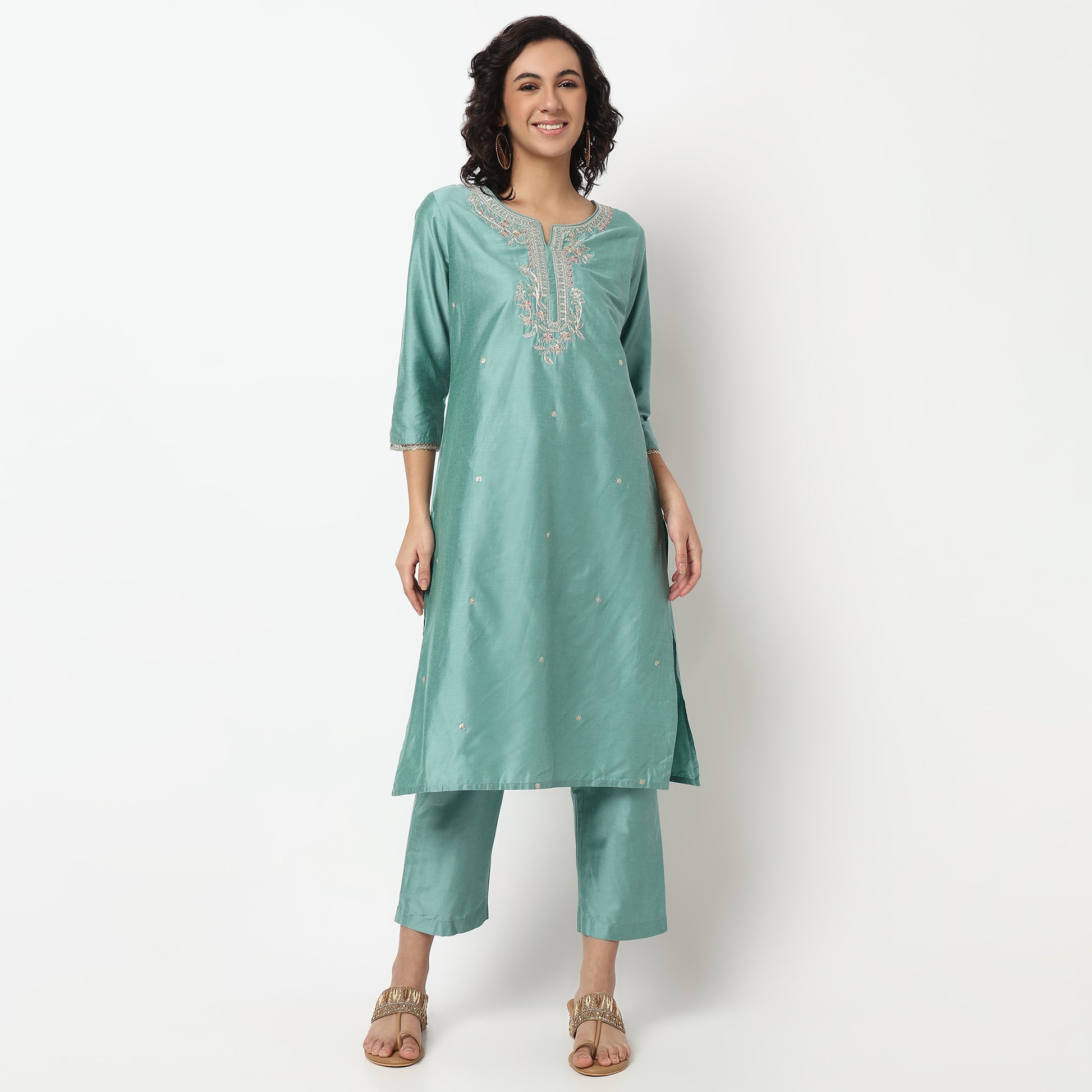 Buy Women Straight Fit Embroidered Three-Fourth Sleeve Kurta with Pant Set  - Style Union