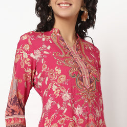 Buy Women Straight Fit Printed Three-Fourth Sleeve Kurta and Pant with Dupatta Set  - Style Union