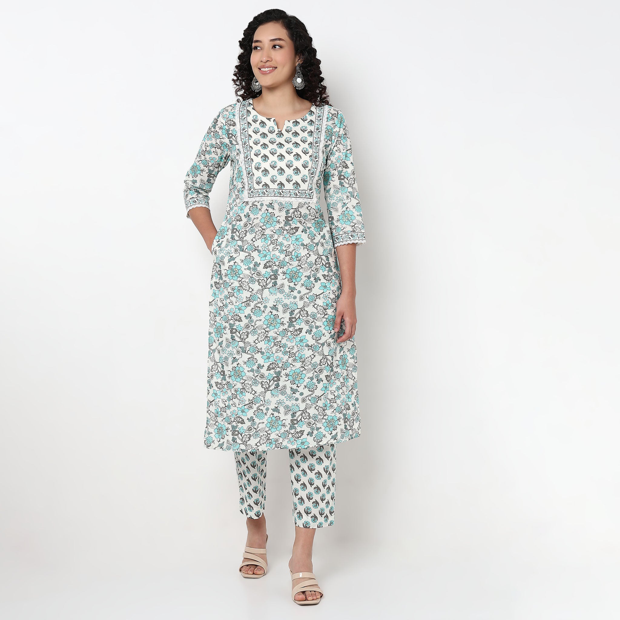 Floral Print Straight Kurta and Pant with Dupatta Set