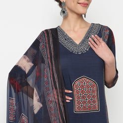 Printed Straight Kurta with Pant and Dupatta Set