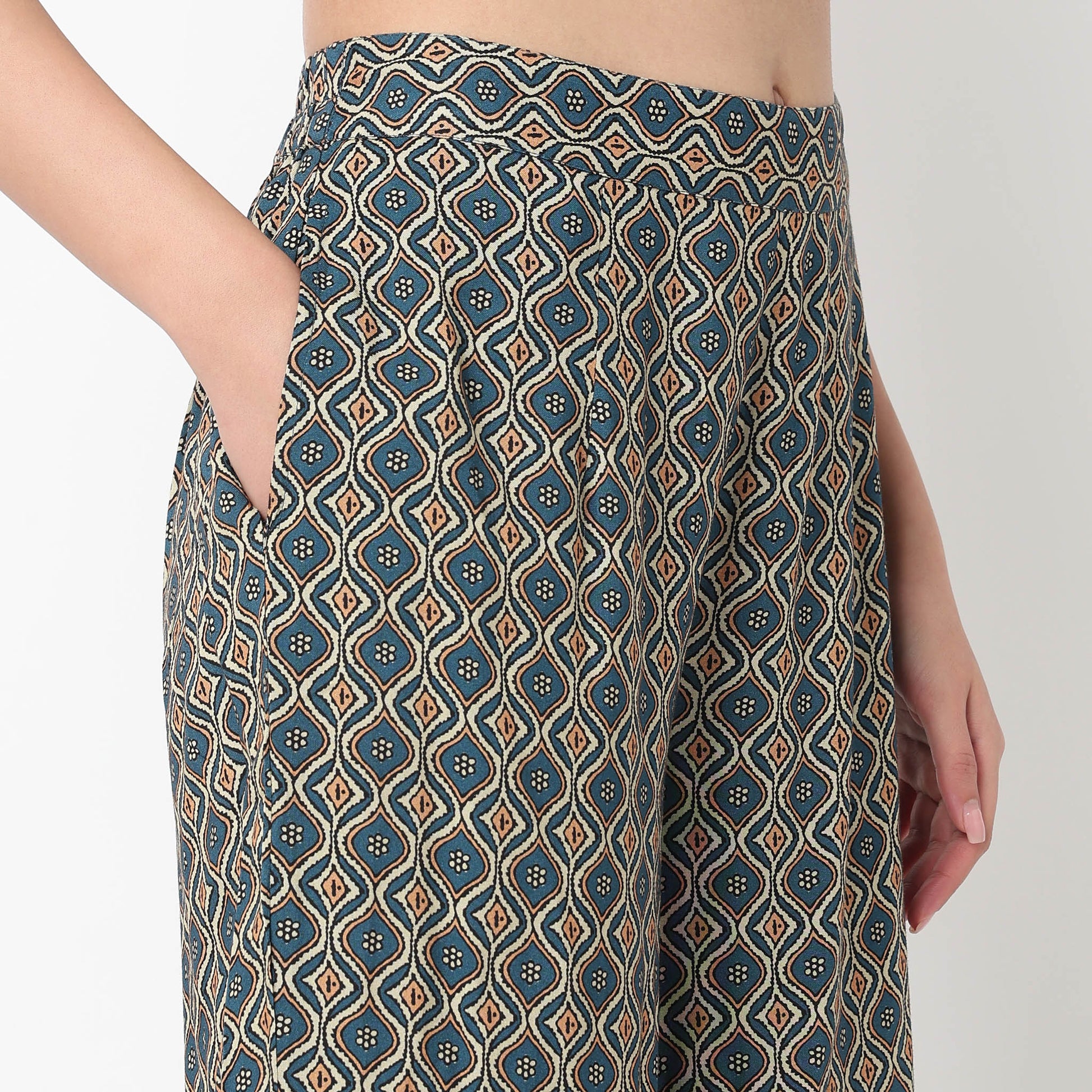 Printed Collar Kurta with Pant Set