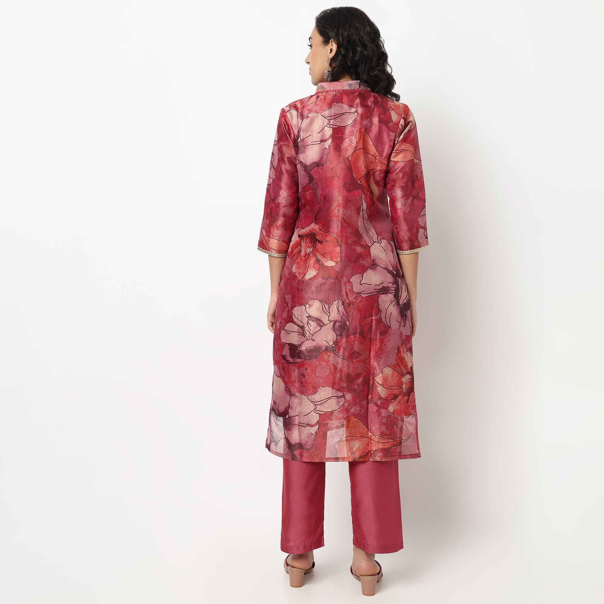 Buy Women Straight Fit Printed Three-Fourth Sleeve Kurta with Pant Set  - Style Union