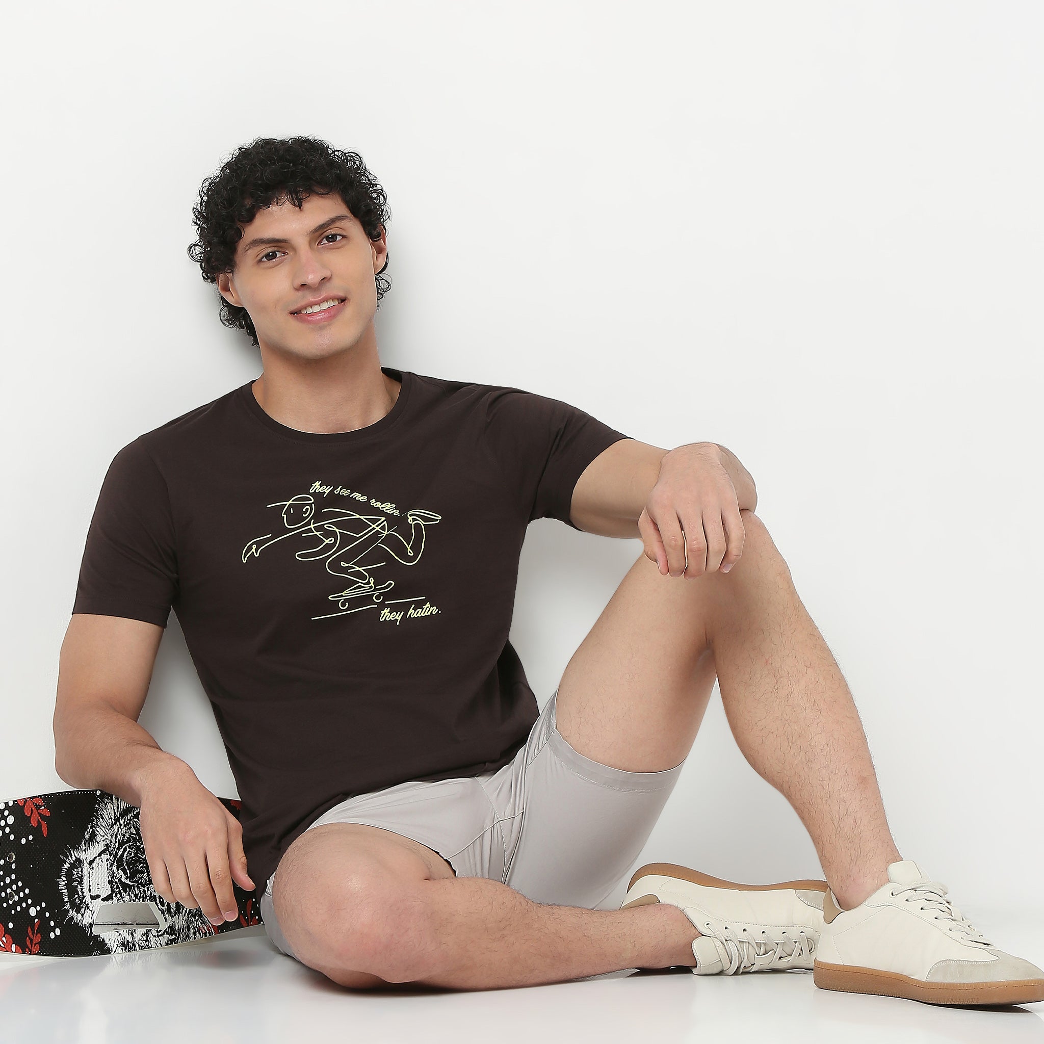 Crew Neck Graphic T-Shirt