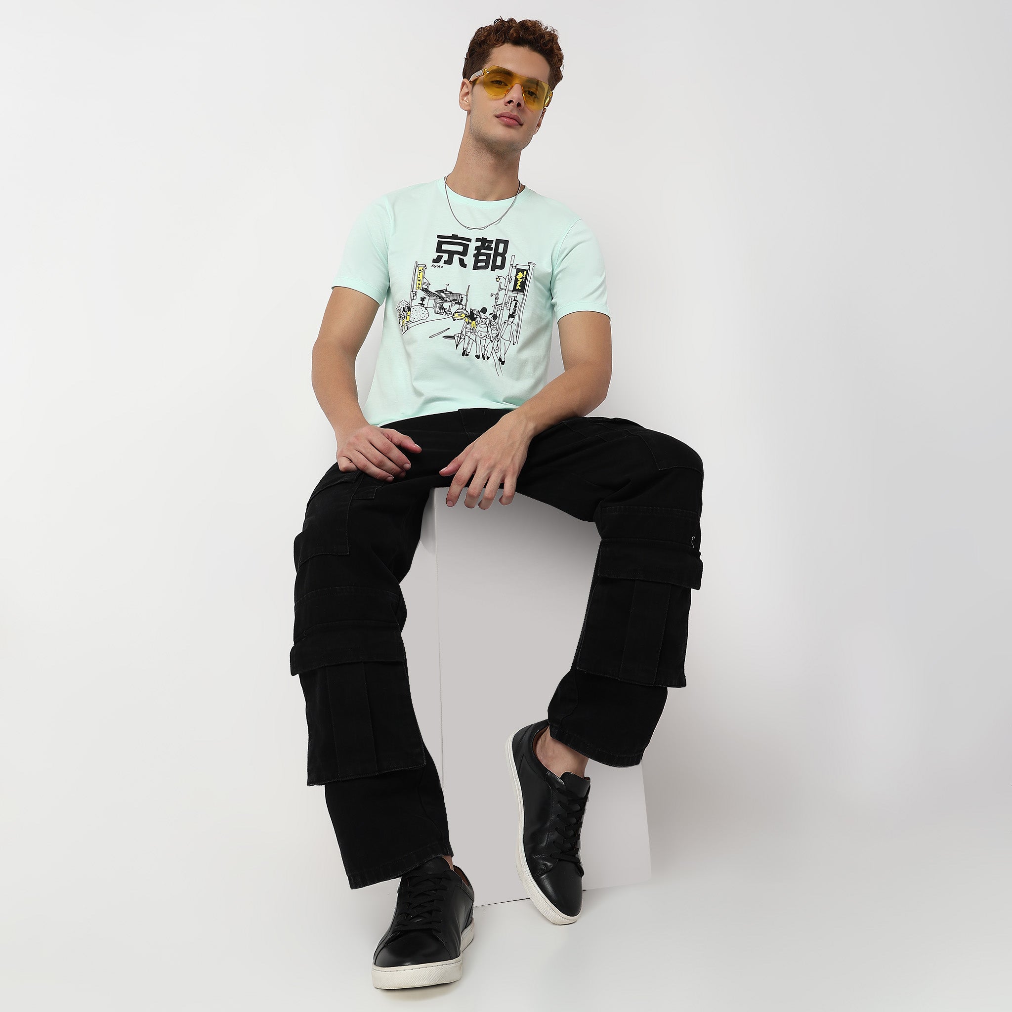 Knitted Graphic Crew Neck T-Shirt