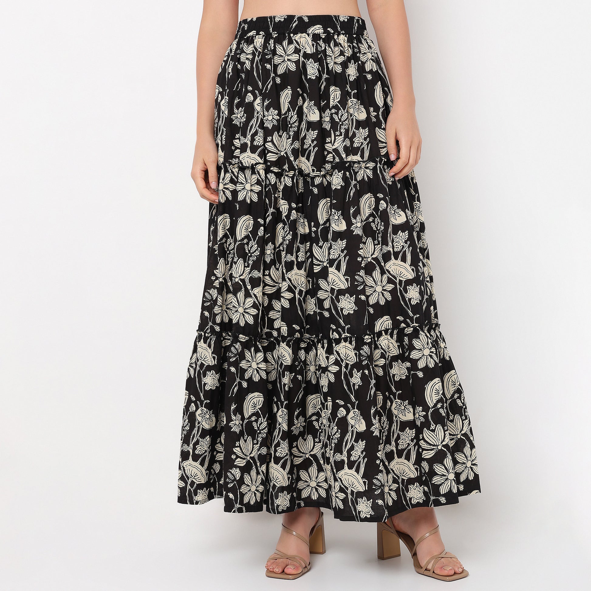 Flare Fit Mid Rise Printed Skirt