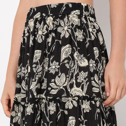 Flare Fit Mid Rise Printed Skirt