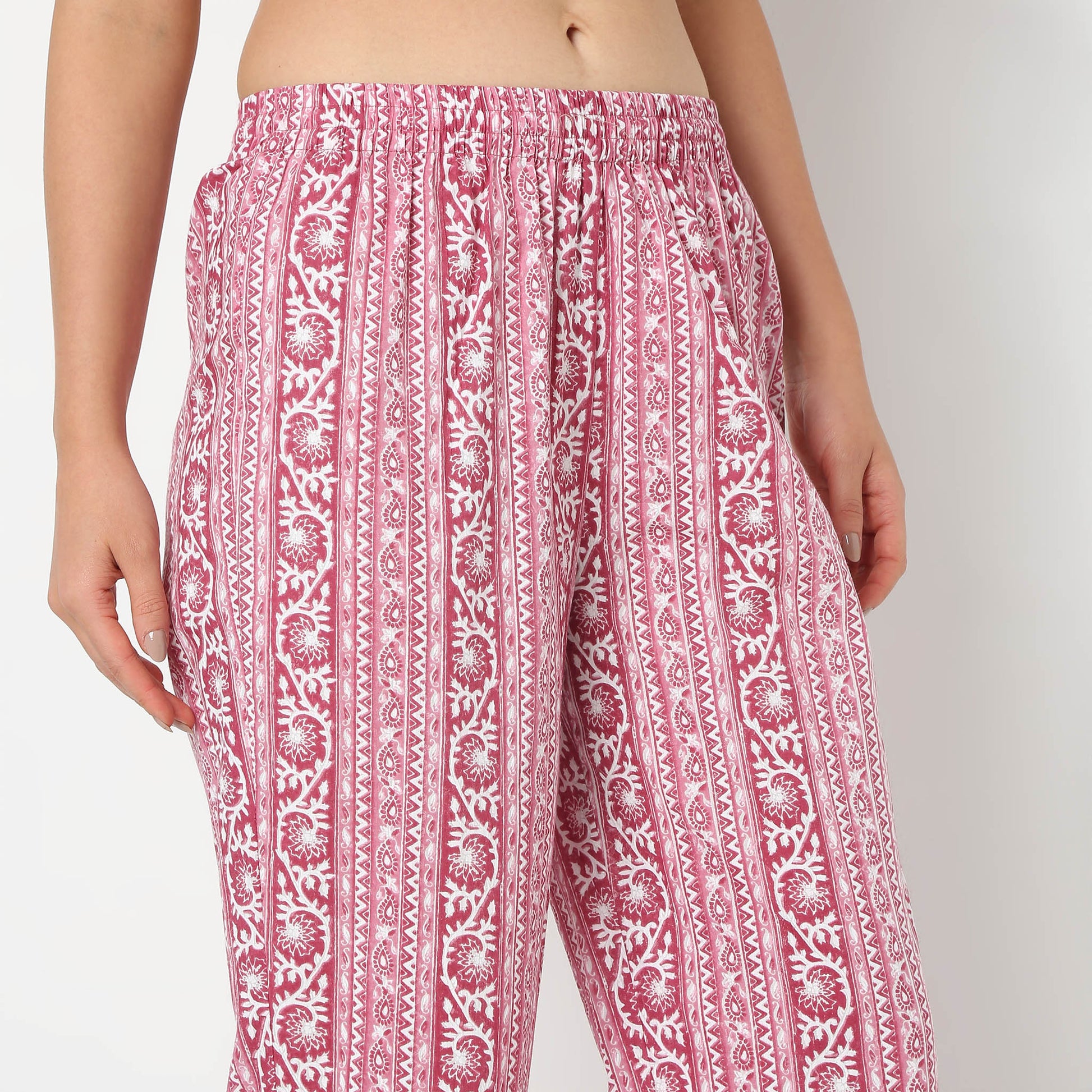 Ankle Length Printed Straight Fit Pants