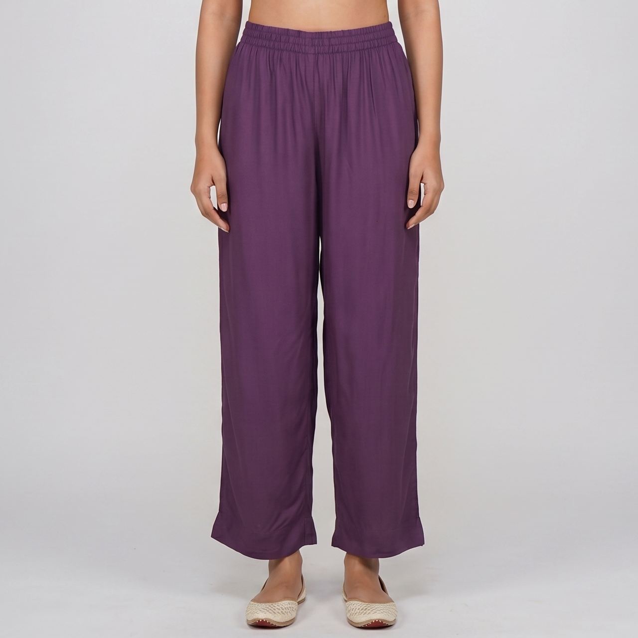 Straight Fit Mid Rise Easy Pants