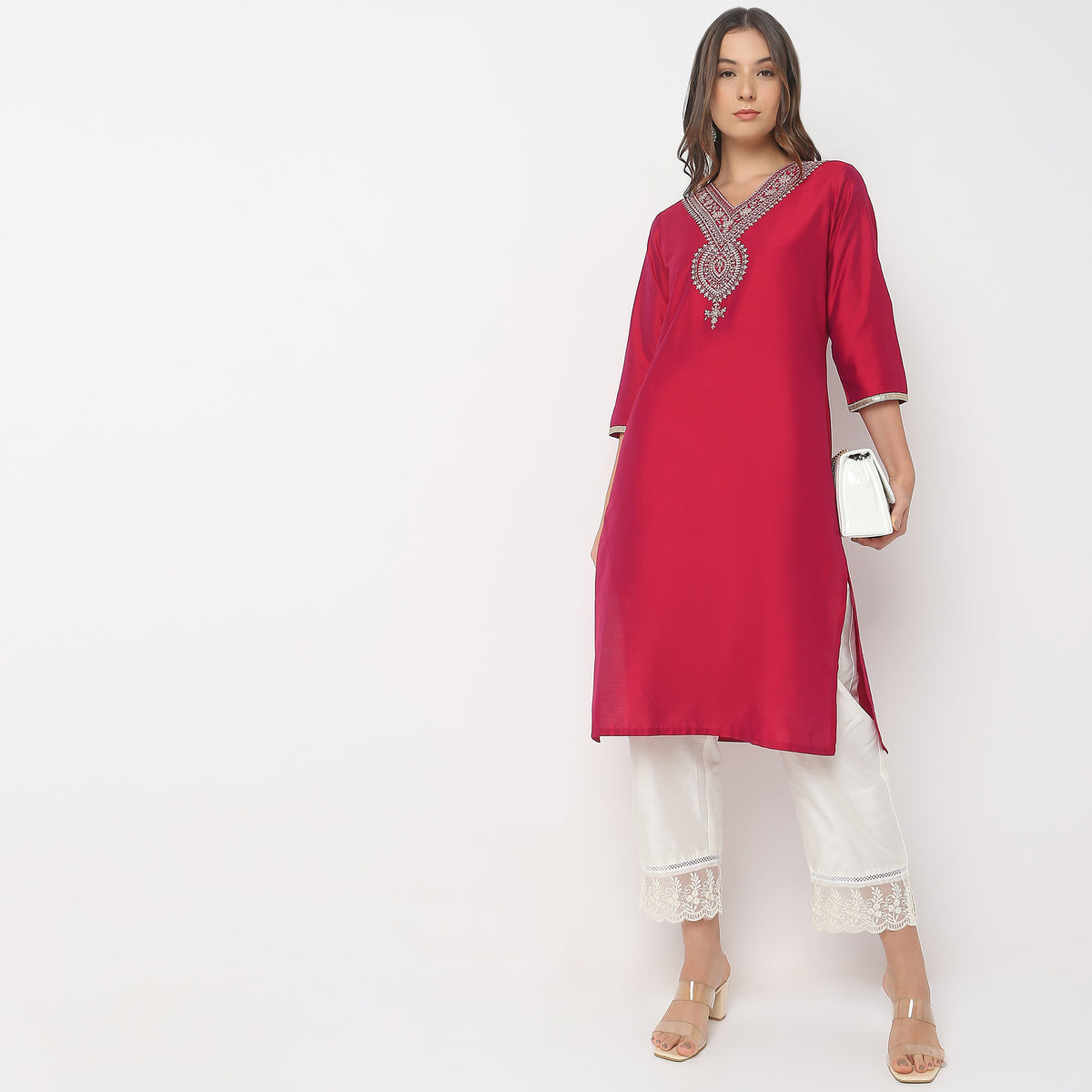 Straight Fit Embroidered Kurta