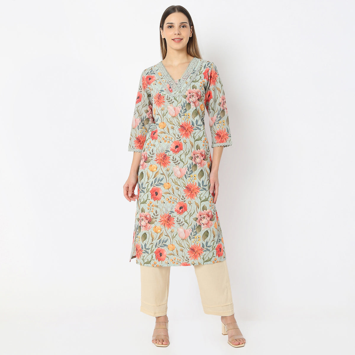 Straight Fit V-Neck Floral Print Kurta