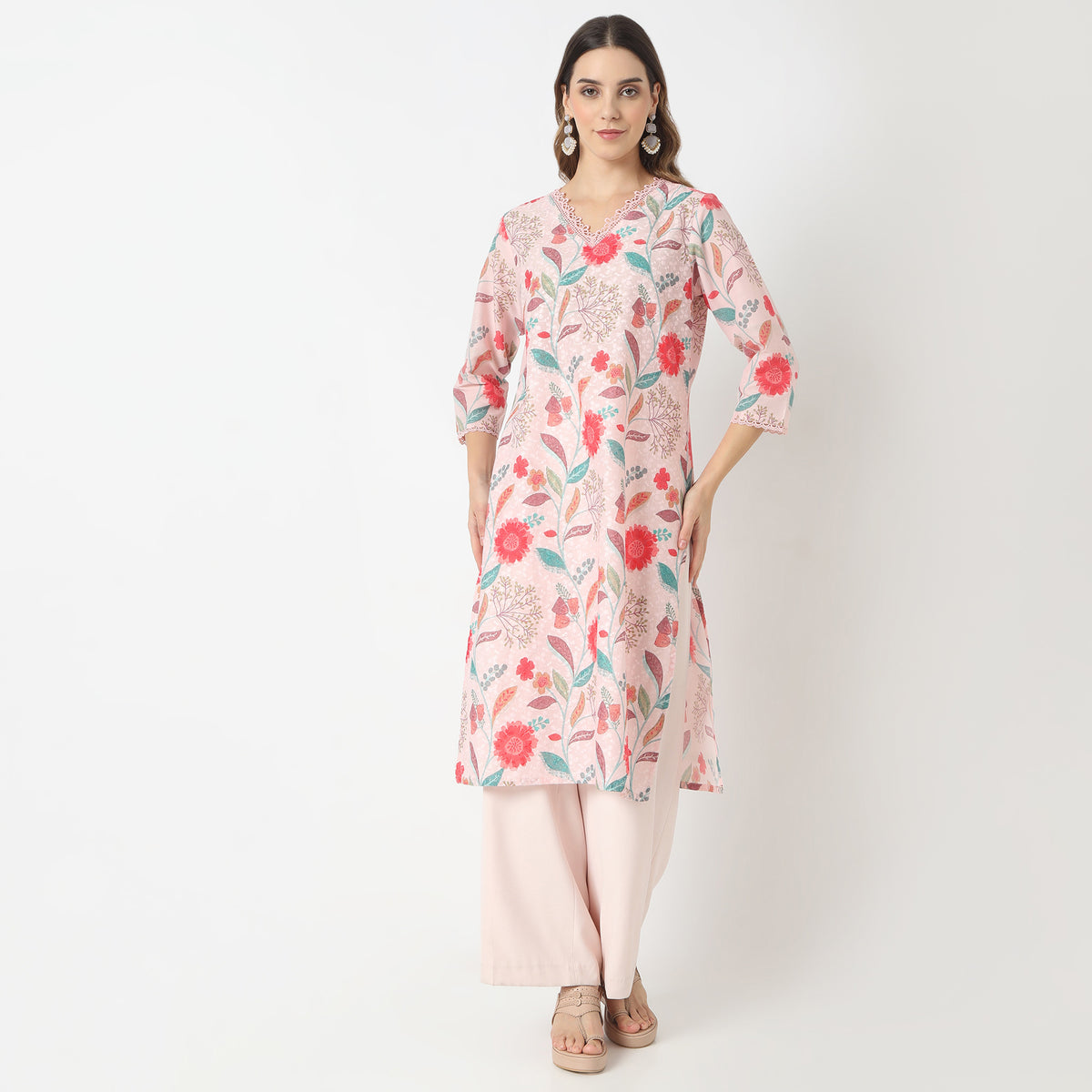 Straight Fit Printed V-Neck Kurta