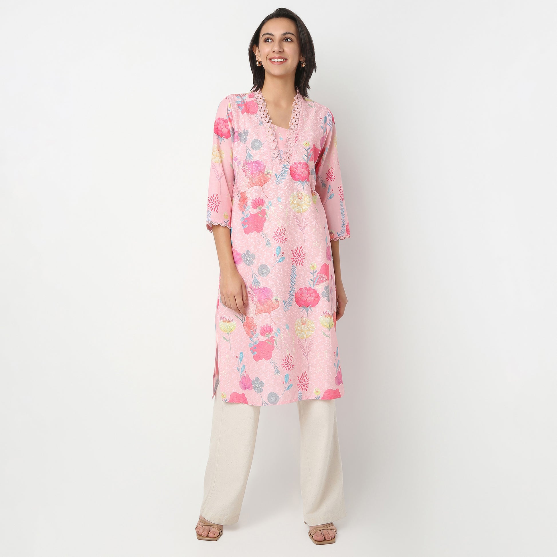 Straight Fit Printed V-Neck Kurta