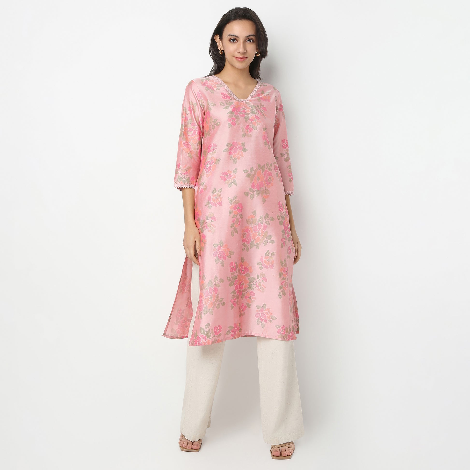 Straight Fit Printed V-Neck Kurta