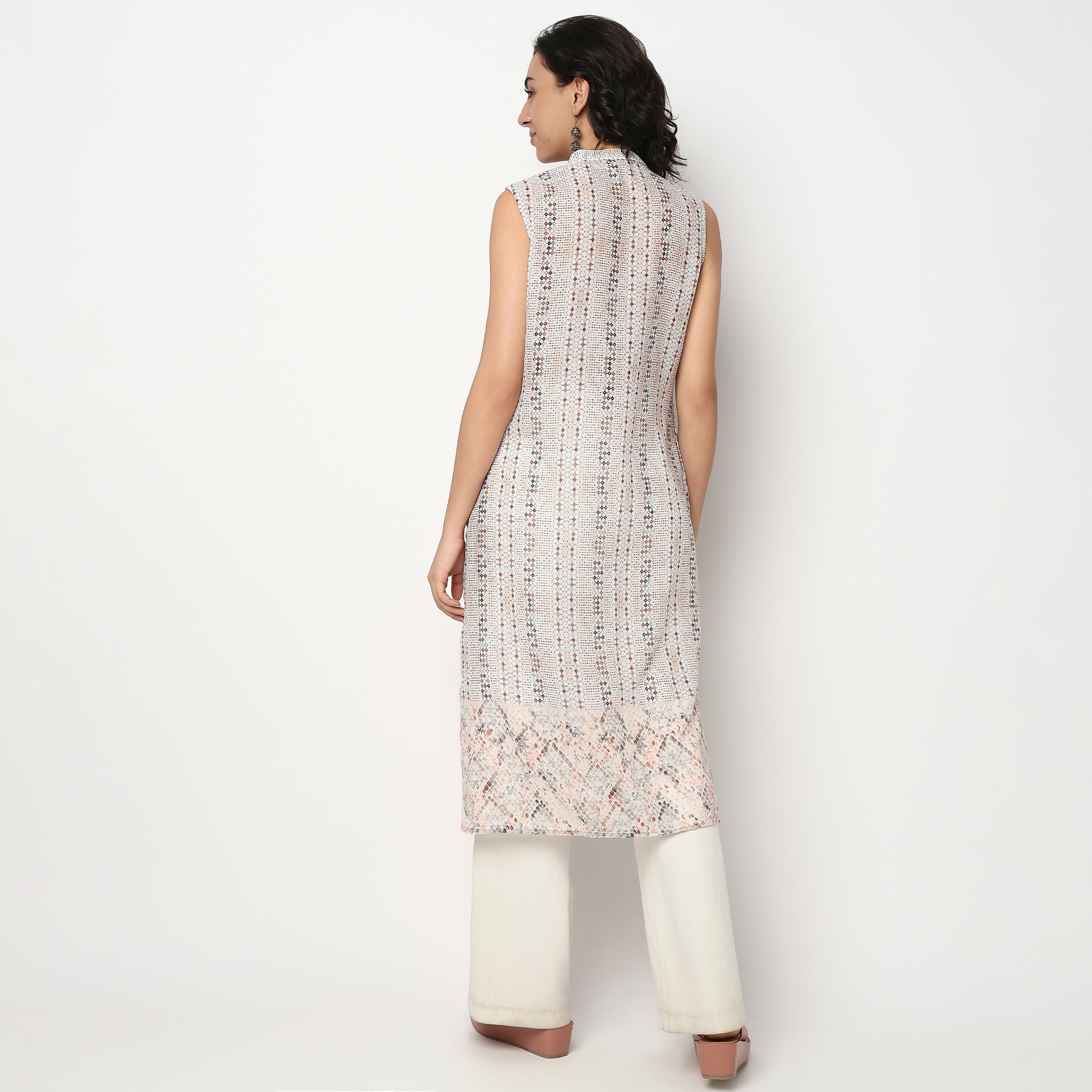 Buy Women Straight Fit Printed Sleeveless Kurta  - Style Union