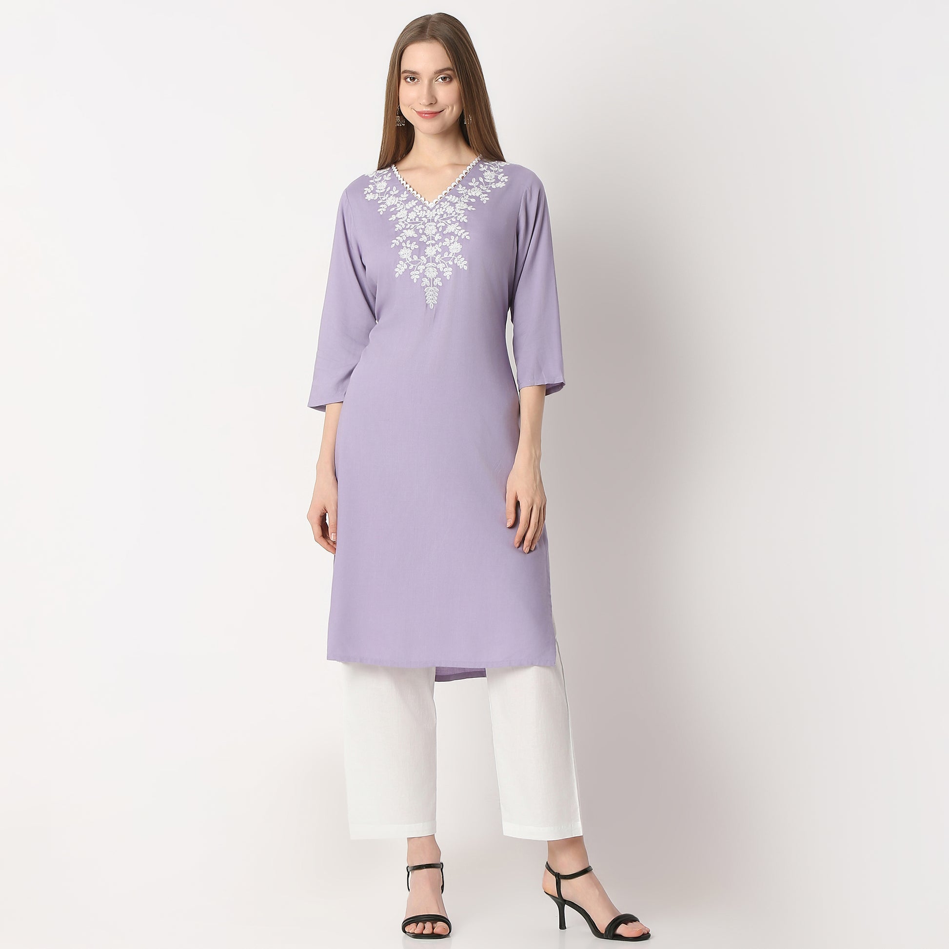 Straight Fit Embroidered Below Knee Kurta