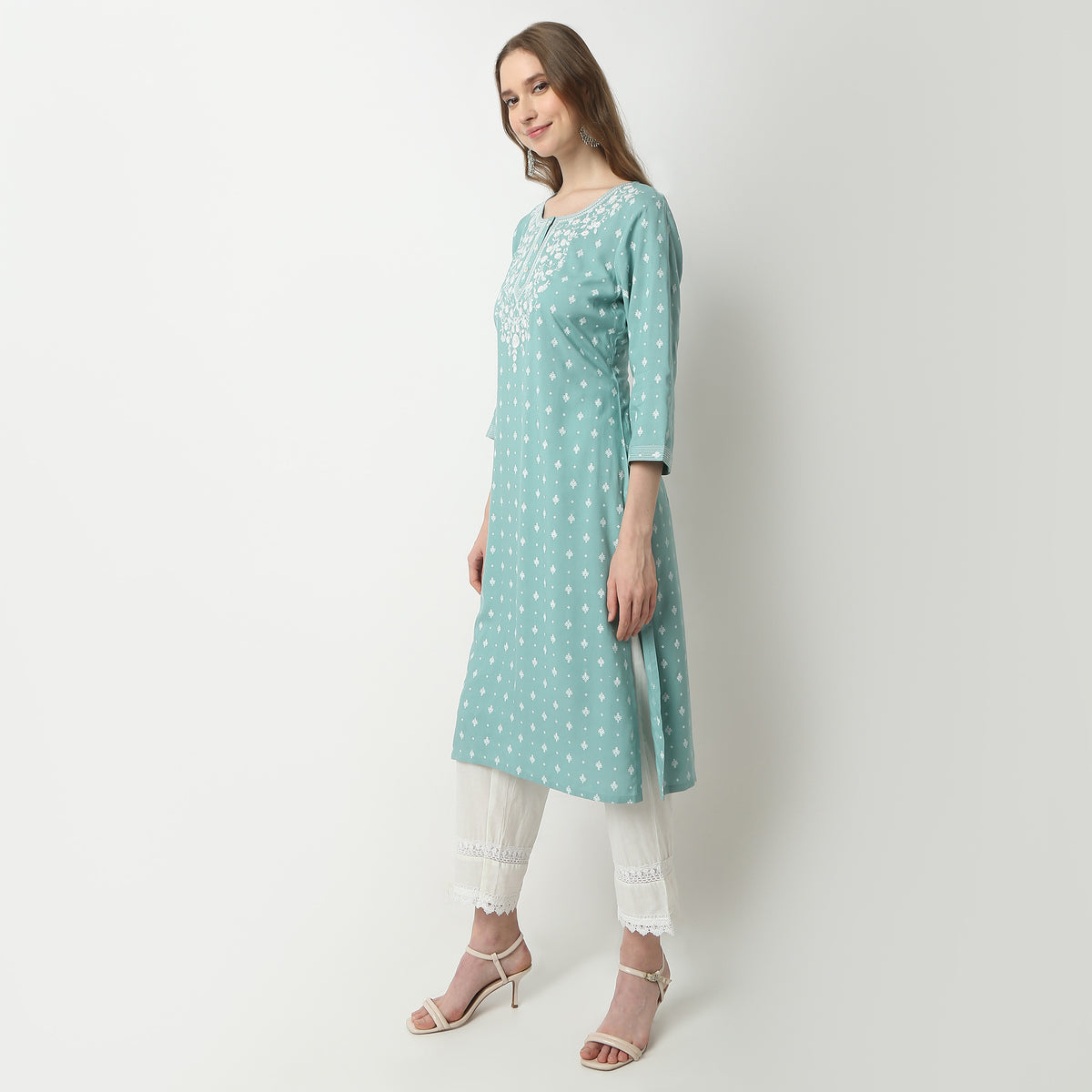 Straight Fit Printed Round Neck Kurta