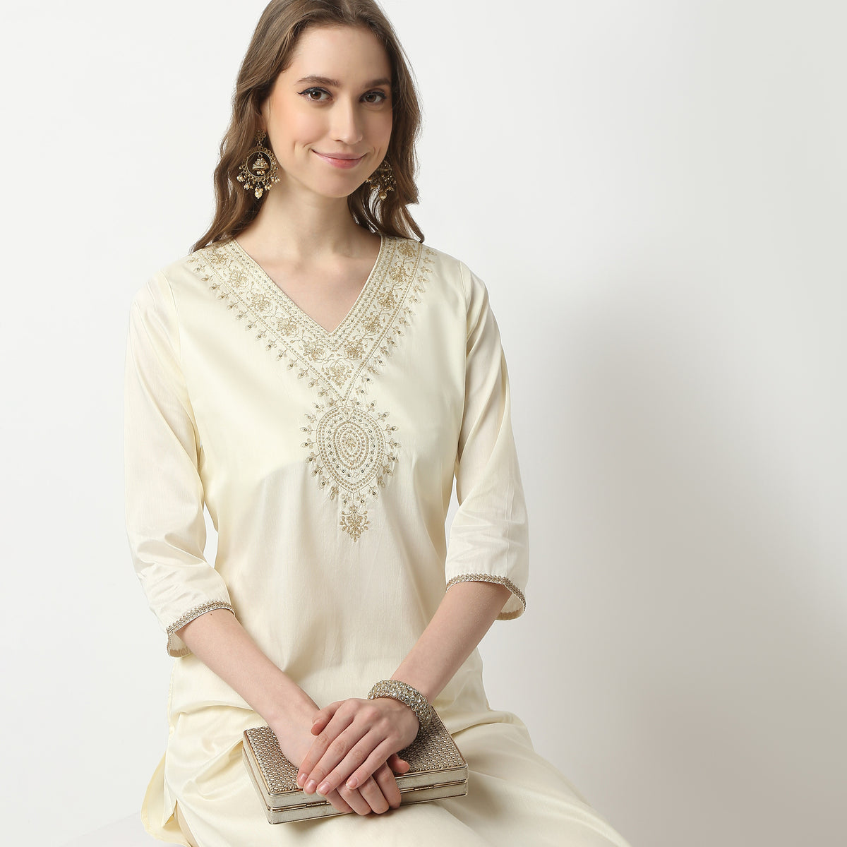 Straight Fit Embroidered V-Neck Kurta