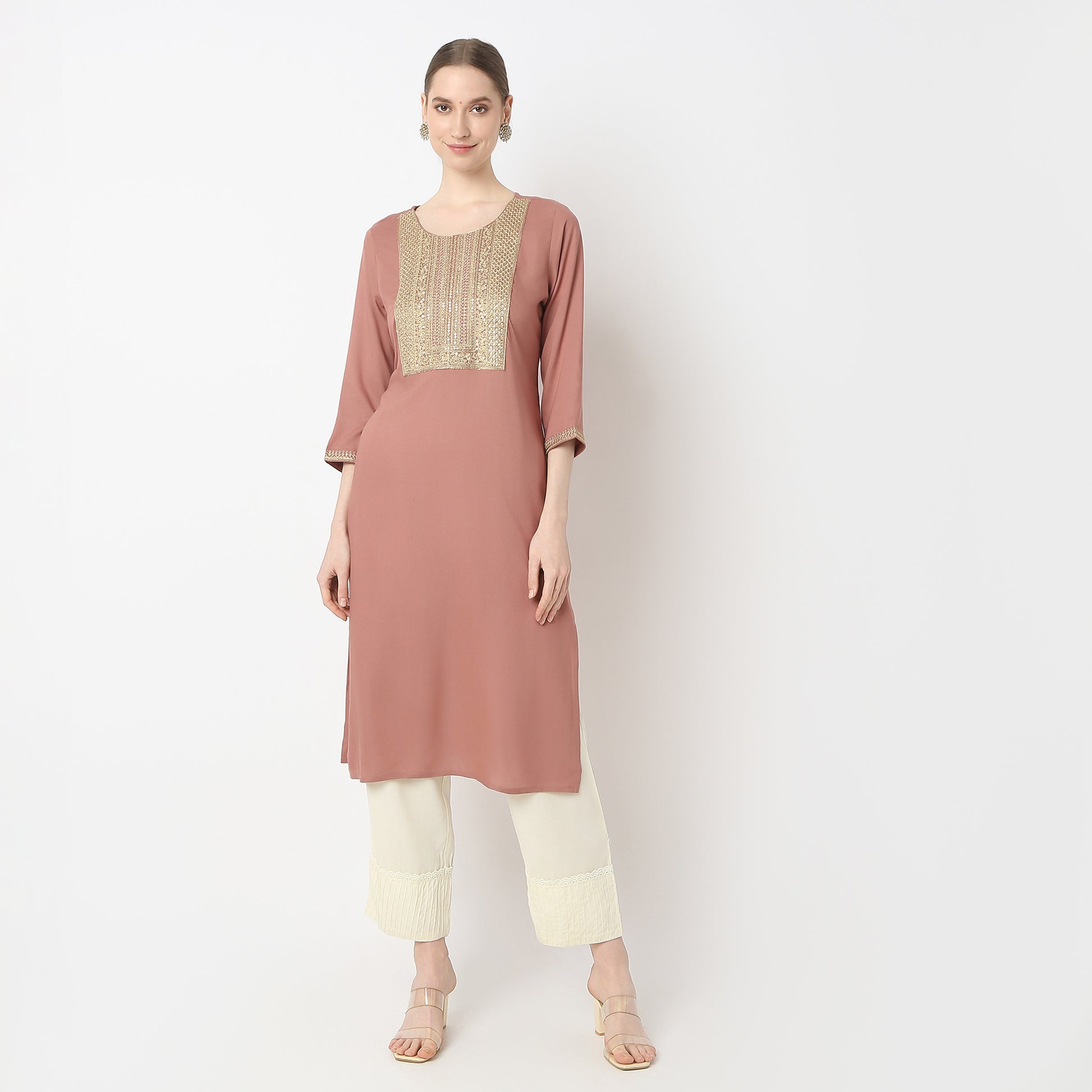 Straight Fit Embroidered Kurta