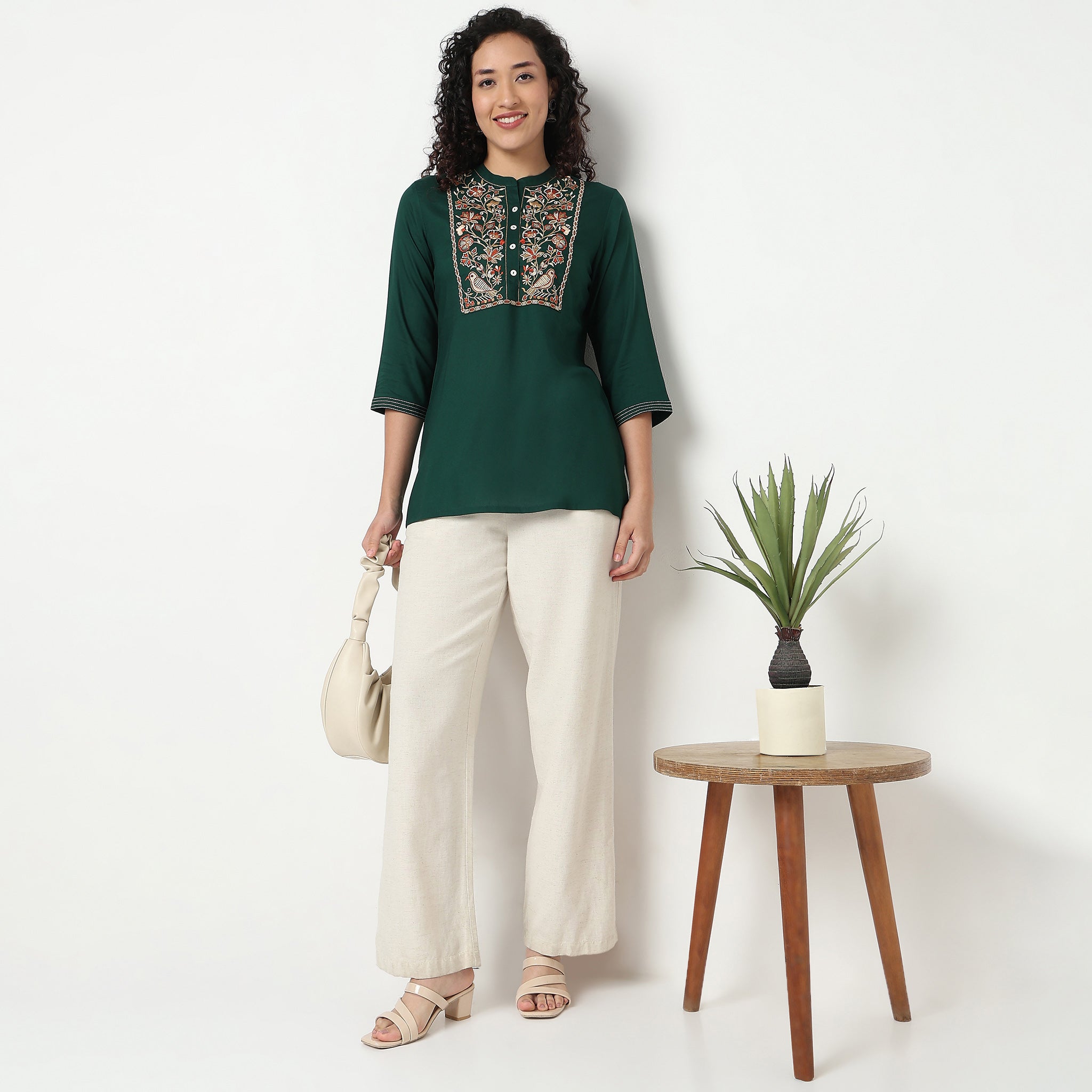 Buy Women Straight Fit Embroidered Three-Fourth Sleeve Kurta  - Style Union