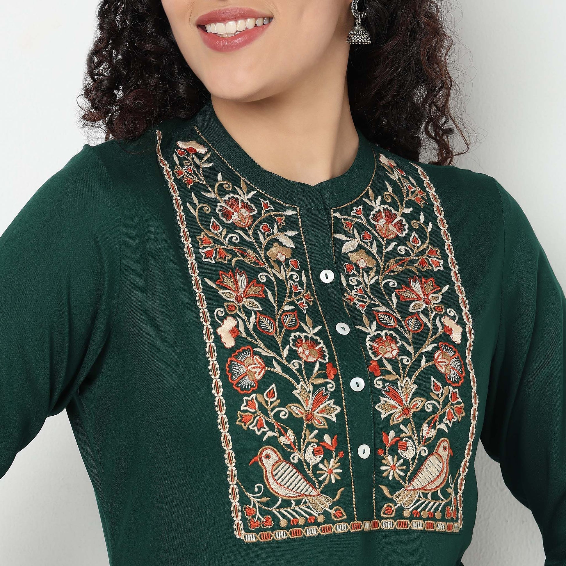 Buy Women Straight Fit Embroidered Three-Fourth Sleeve Kurta  - Style Union