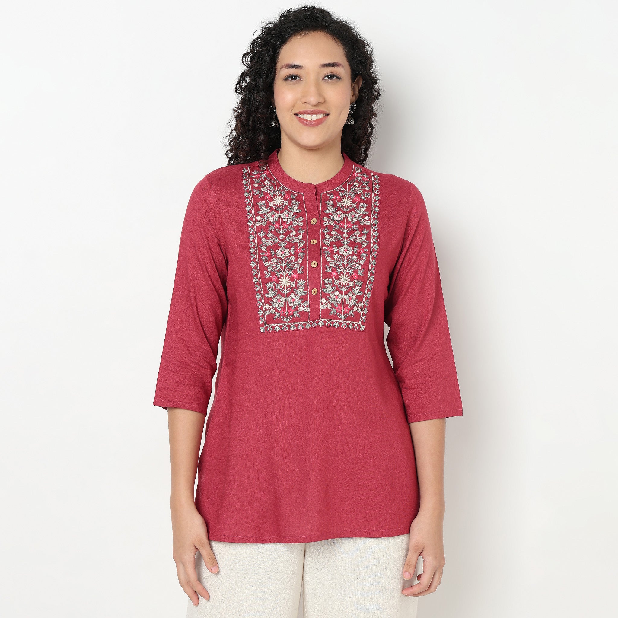 Buy Women Straight Fit Embroidered Three-Fourth Sleeve Kurta  - Style Union