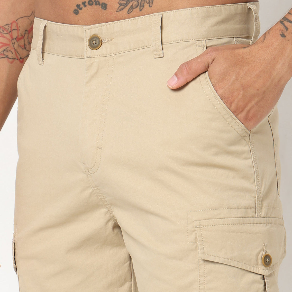 Regular Fit Solid Mid Rise Cargos