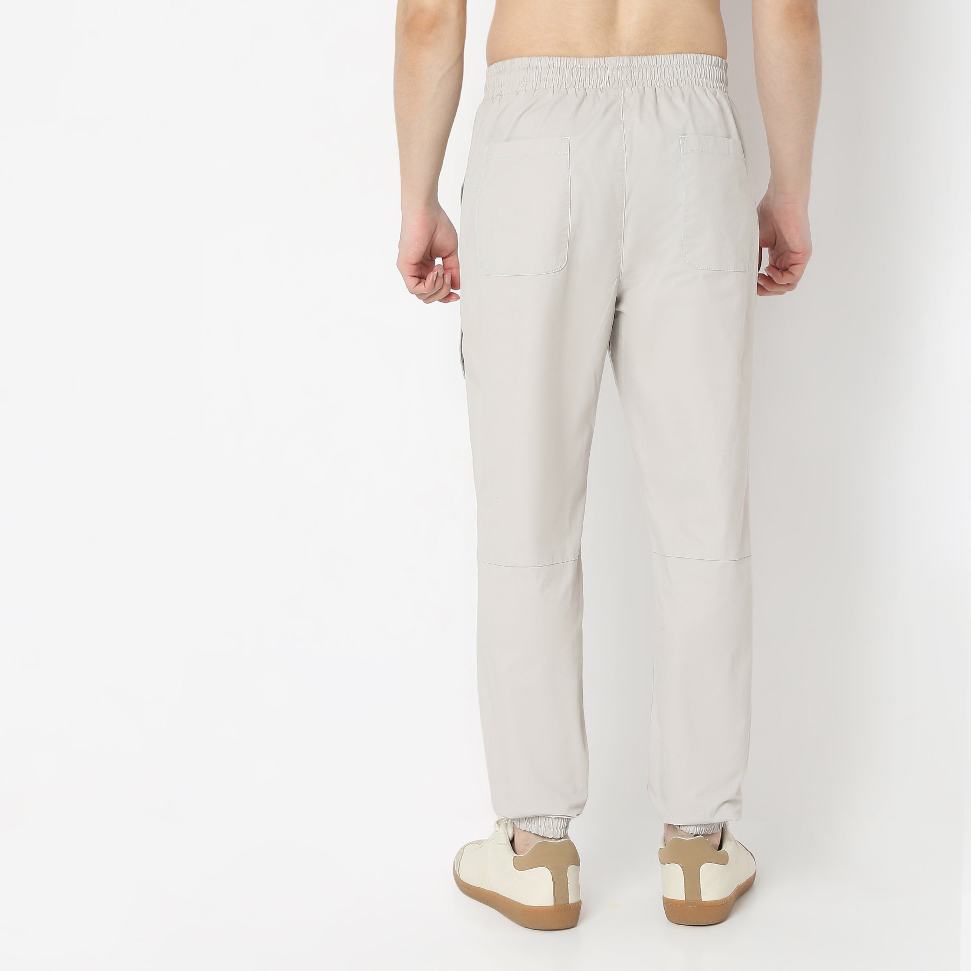 Regular Fit Solid Ankle Length Mid Rise Cargos