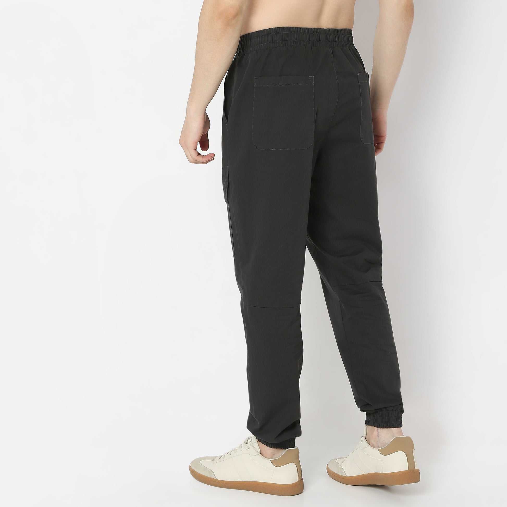 Regular Fit Solid Ankle Length Mid Rise Cargos