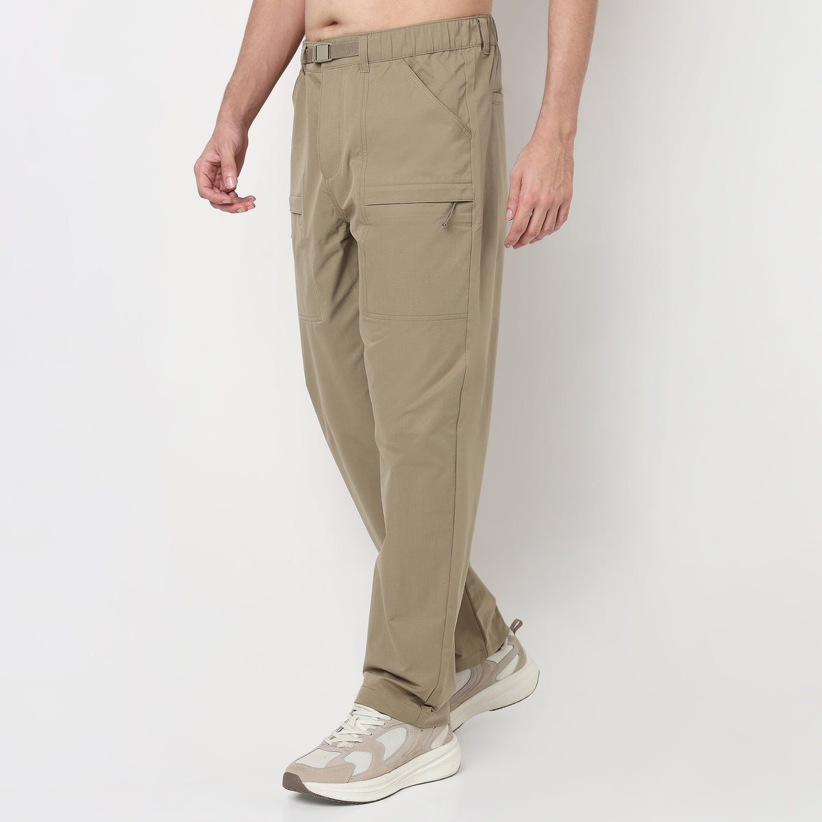 Buy Men Regular Fit Solid Ankle Length Mid Rise Cargos  - Style Union