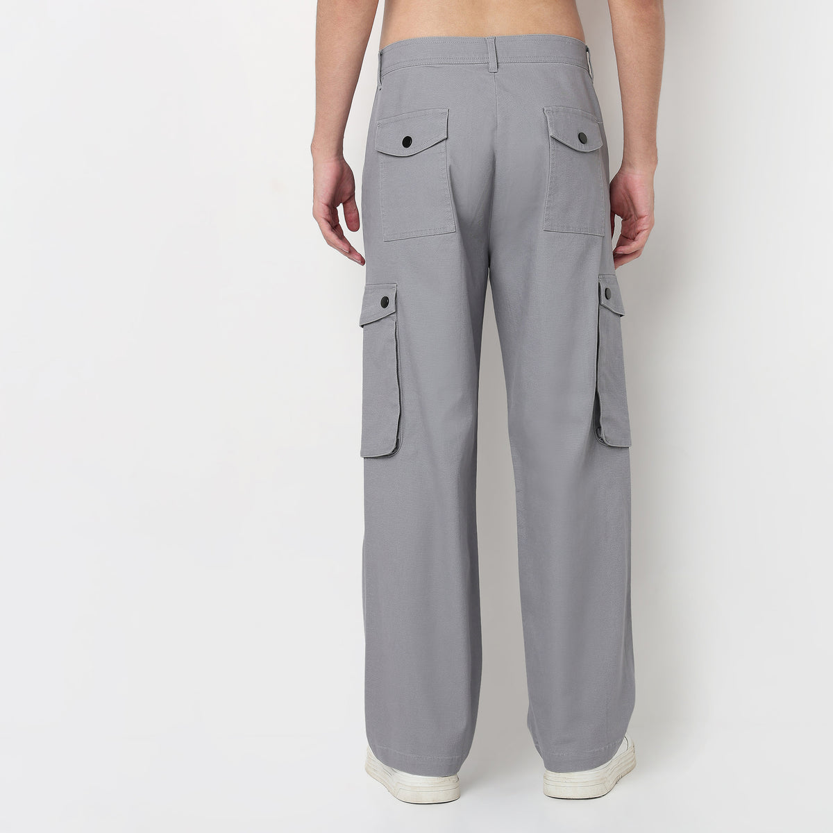 Buy Men Regular Fit Solid Ankle Length Mid Rise Cargos  - Style Union