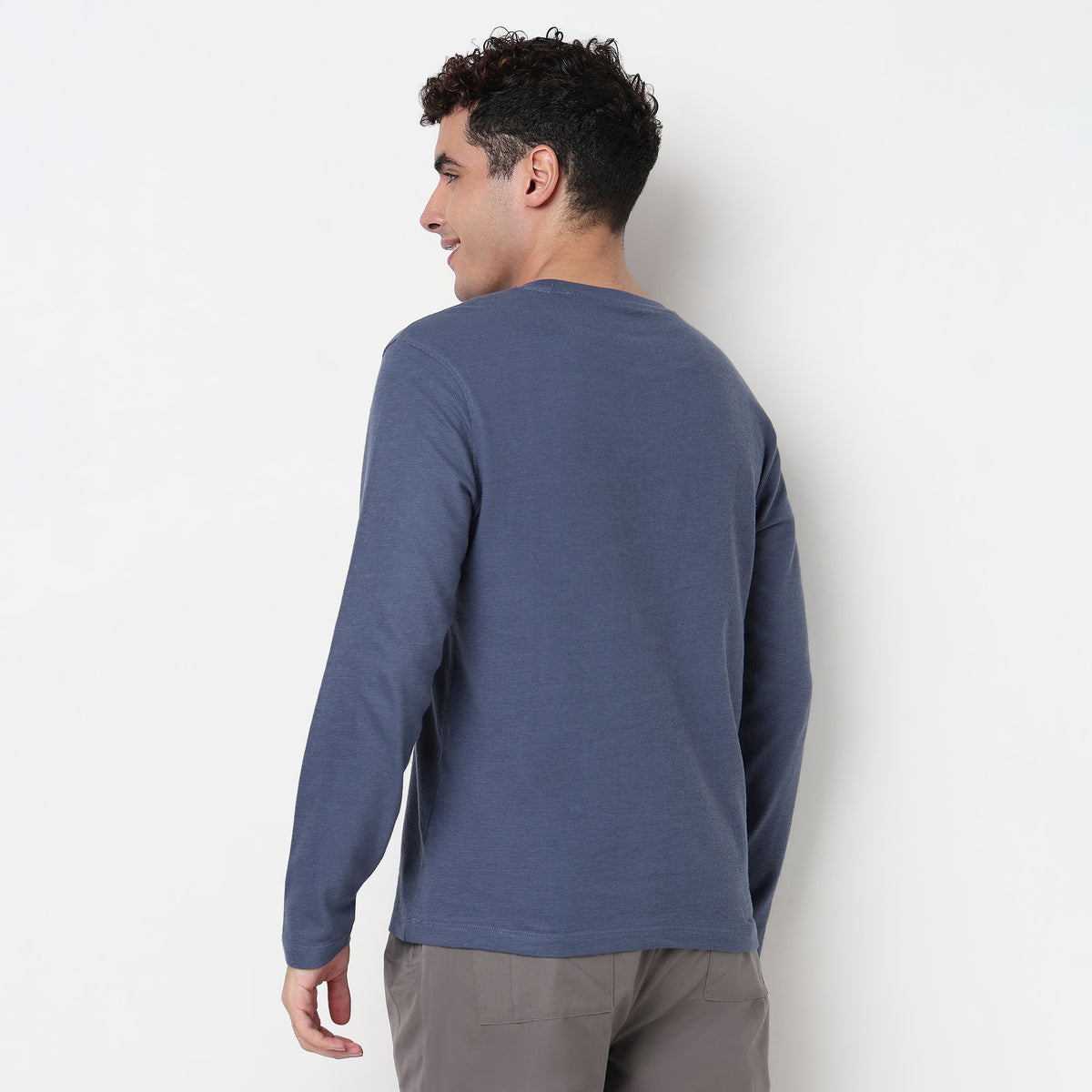 Buy Men Regular Fit Structured Full Sleeve T-Shirt  - Style Union