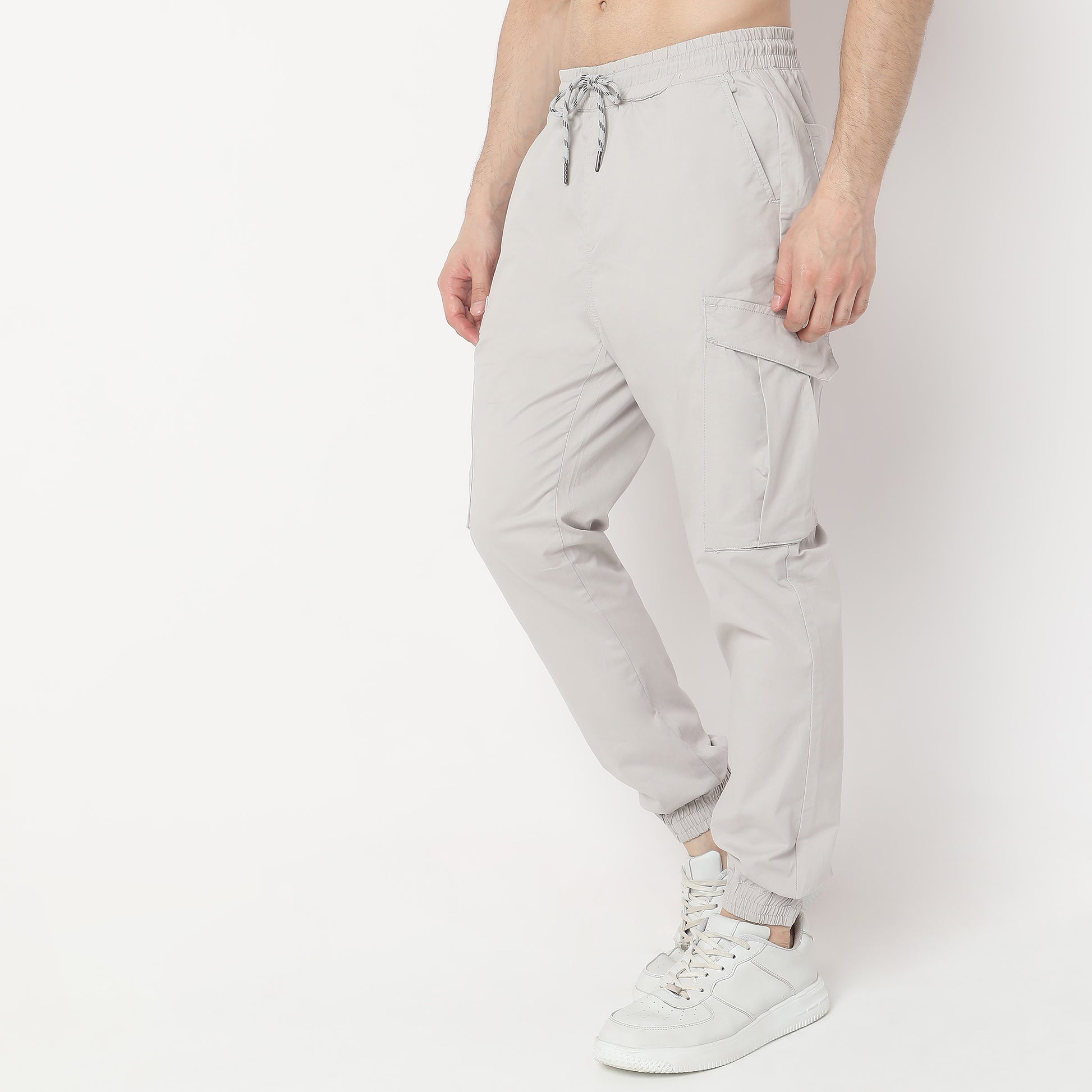 Regular Fit Solid Mid Rise Joggers