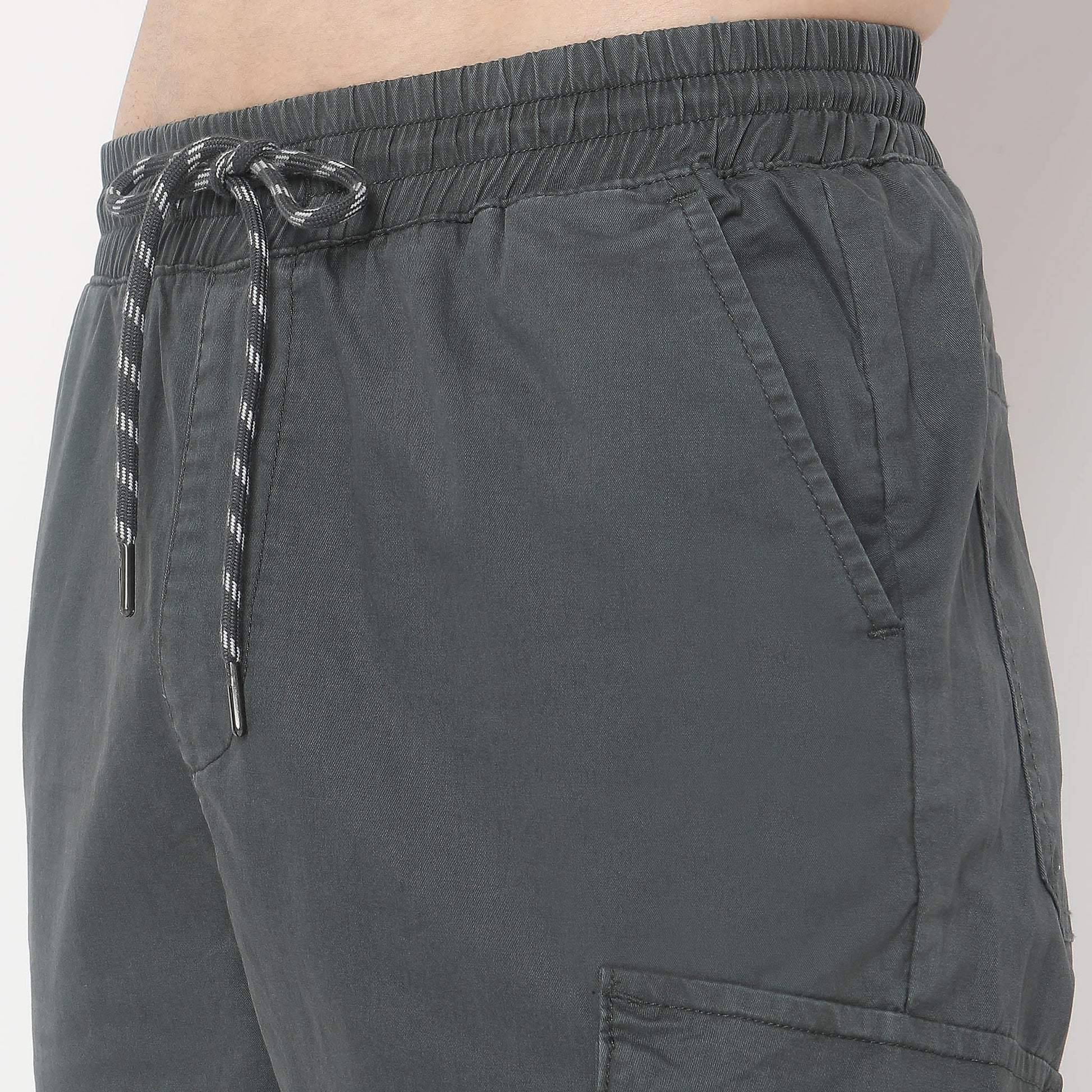 Regular Fit Solid Mid Rise Joggers