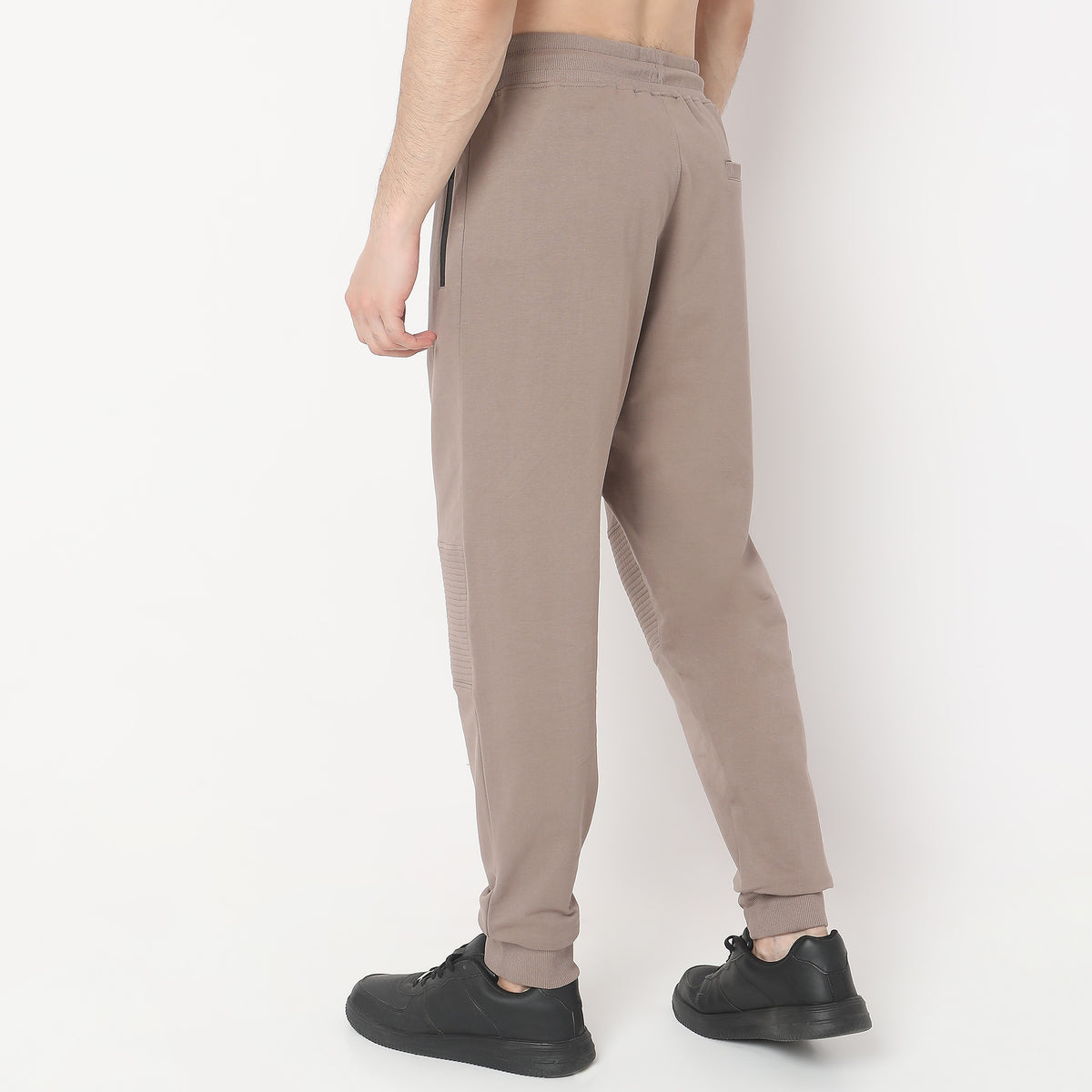 Regular Fit Solid Mid Rise Joggers