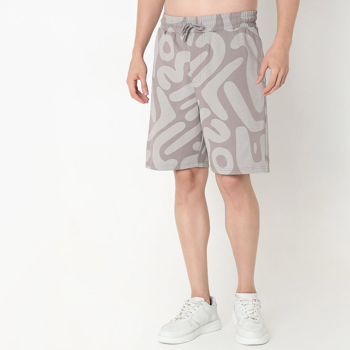 Regular Fit Printed Mid Rise Shorts