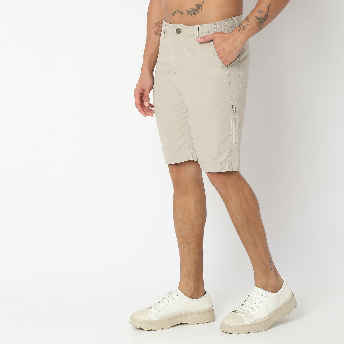 Regular Fit Solid Mid Rise Shorts