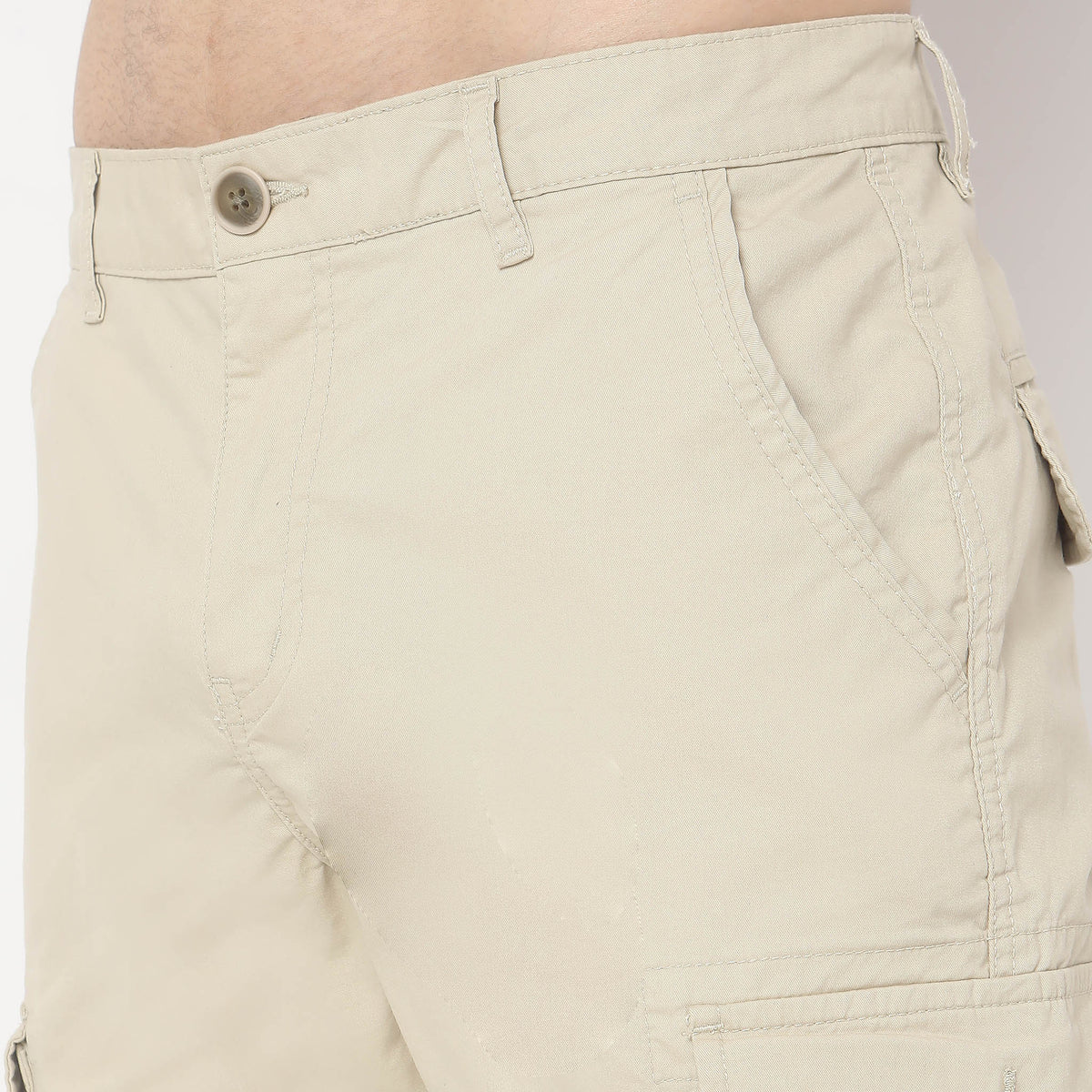 Regular Fit Solid Mid Rise Shorts