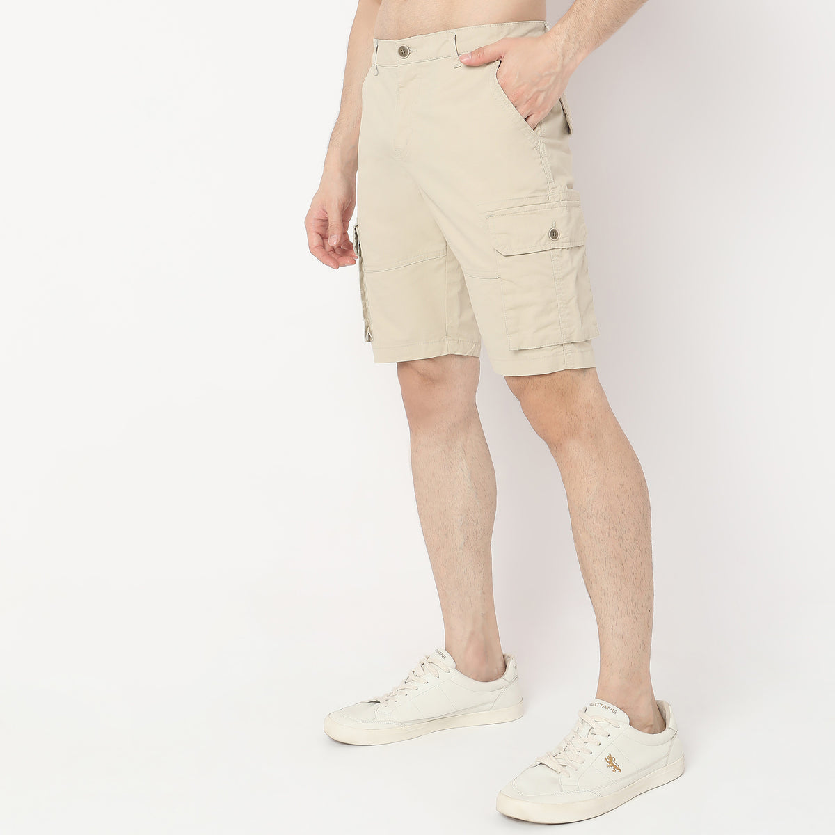 Regular Fit Solid Mid Rise Shorts