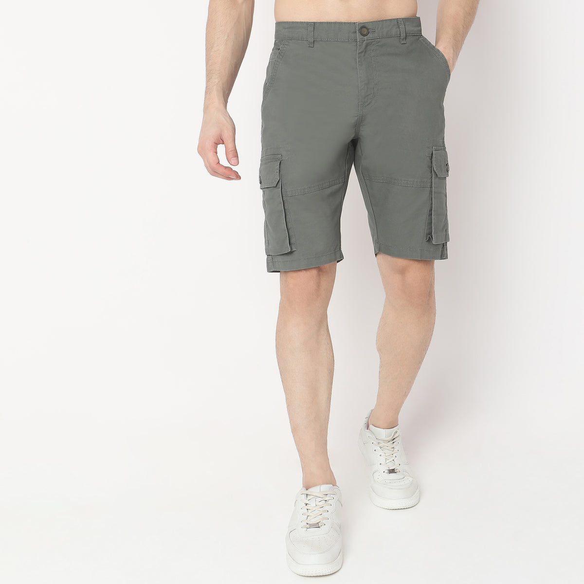 Regular Fit Solid Mid Rise Shorts