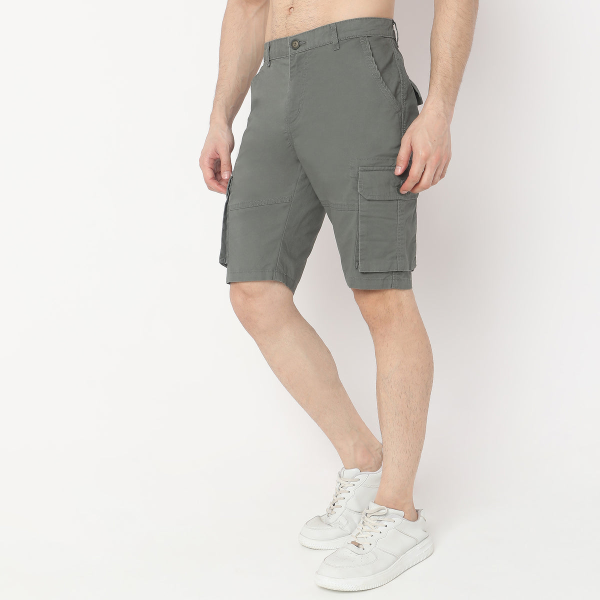 Regular Fit Solid Mid Rise Shorts