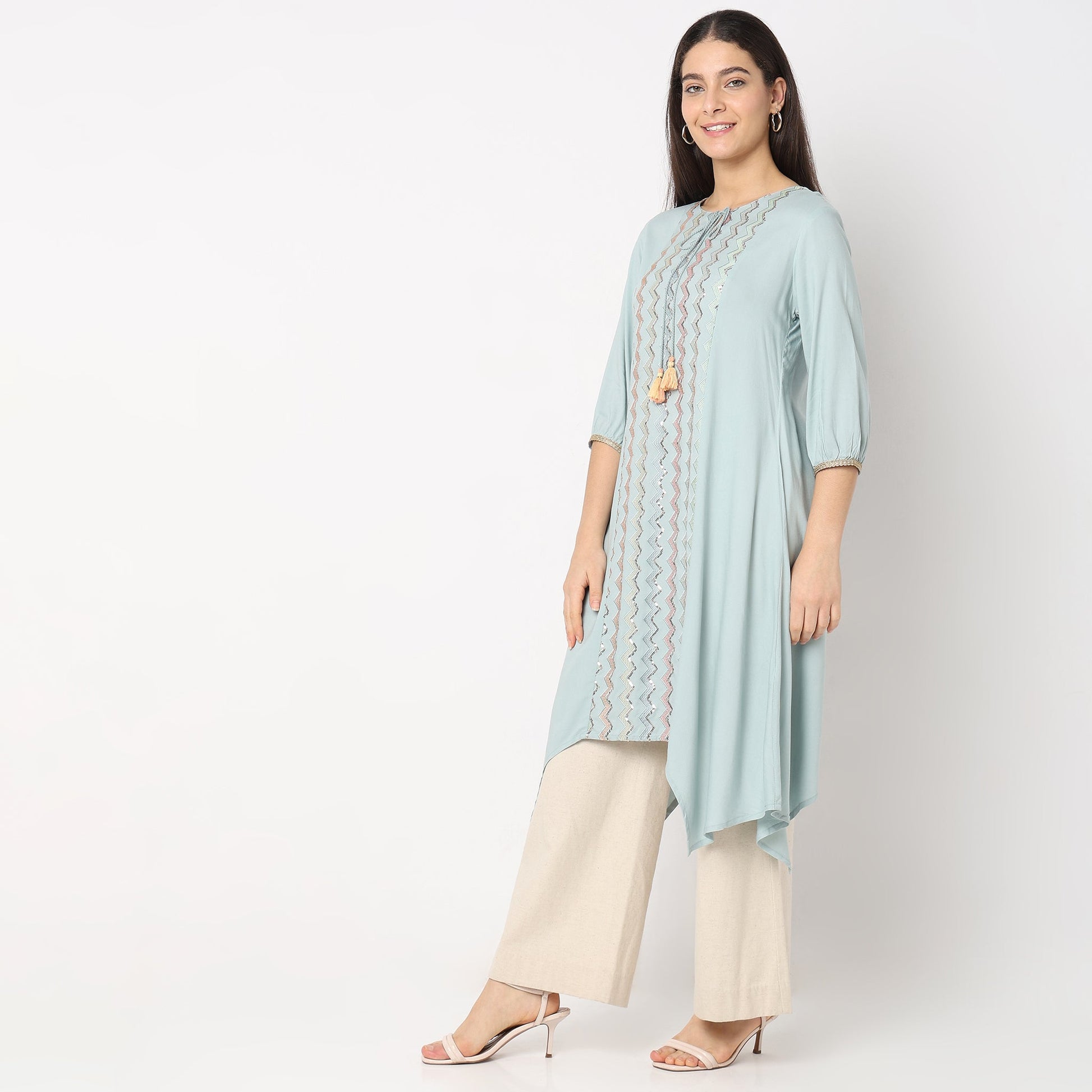 Regular Fit Embellished Kurta