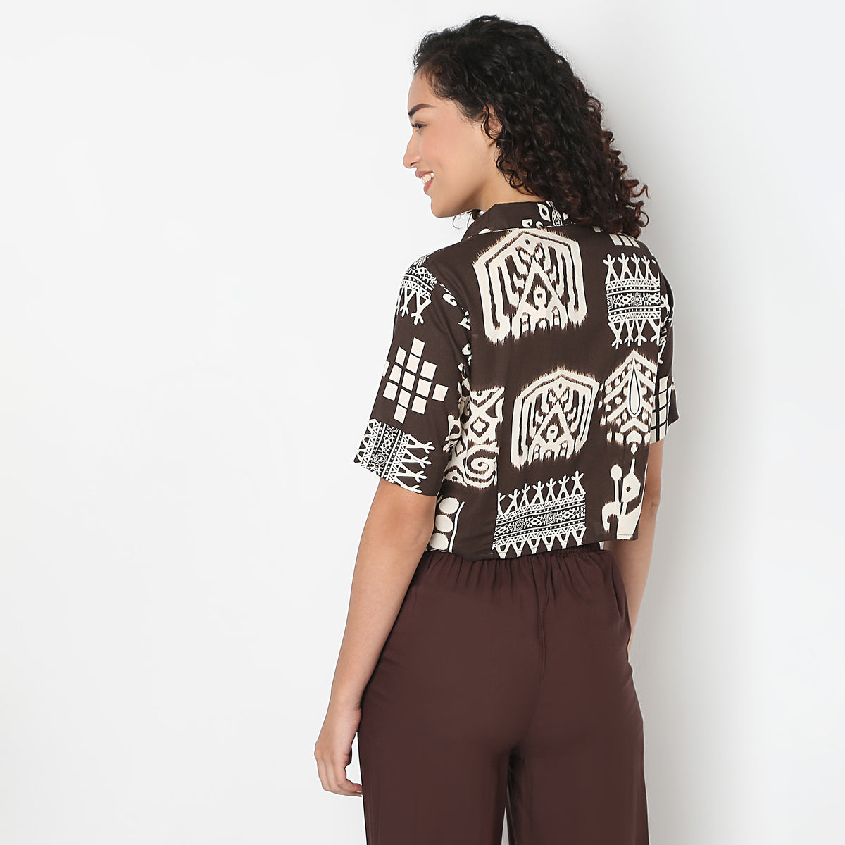 Camp Collar Crop Shirt