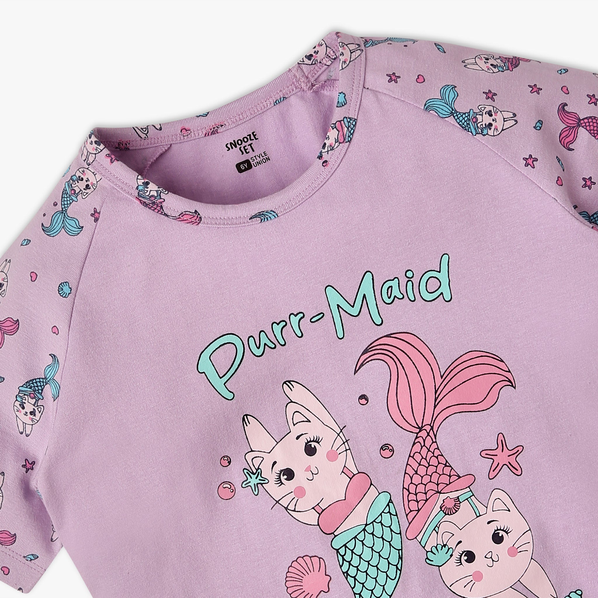 Girls Regular Fit Printed Crew Neck T-Shirt with Trackpant Sleepwear Set