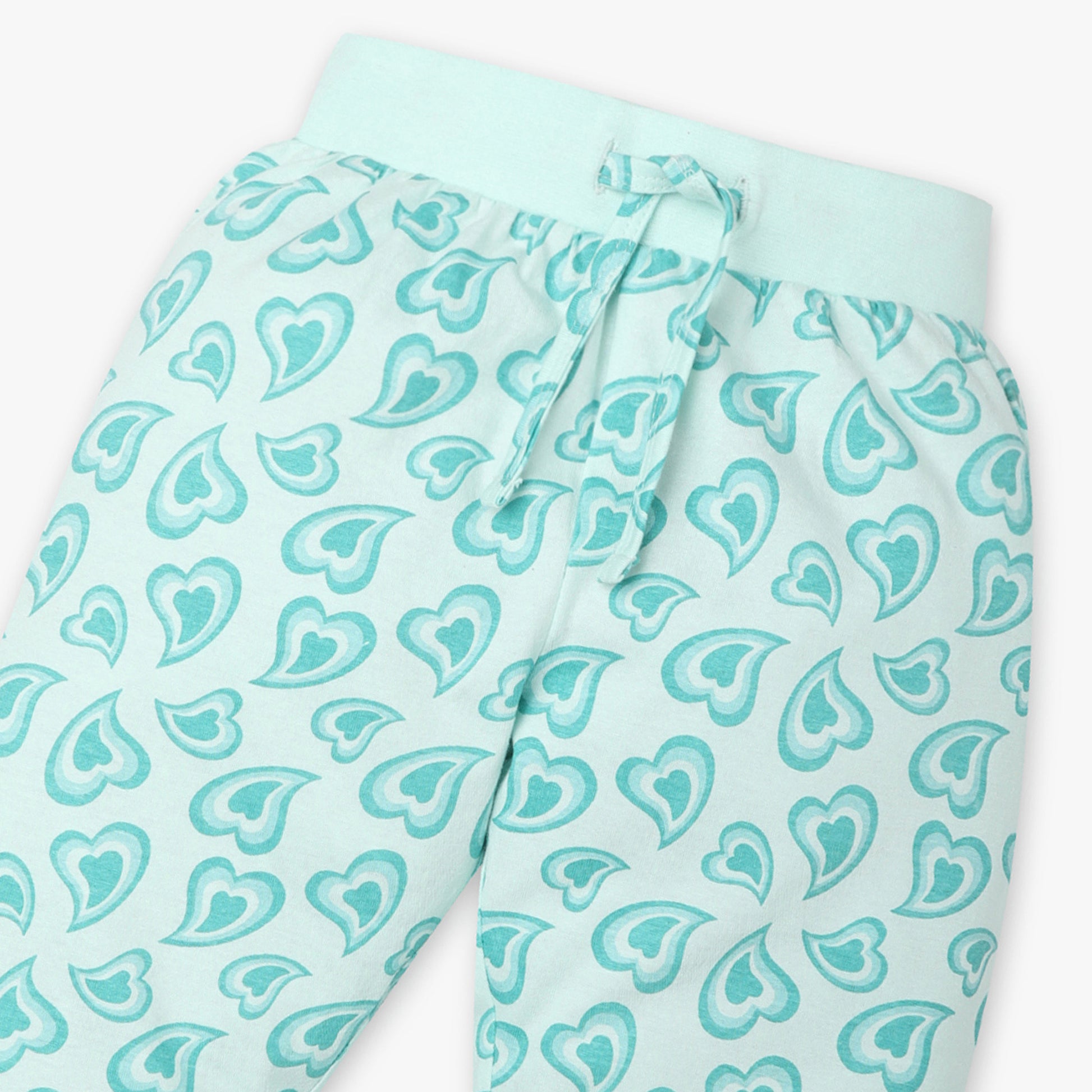 Girls Regular Fit All Over Print Crew Neck T-Shirt with Trackpant Sleepwear Set